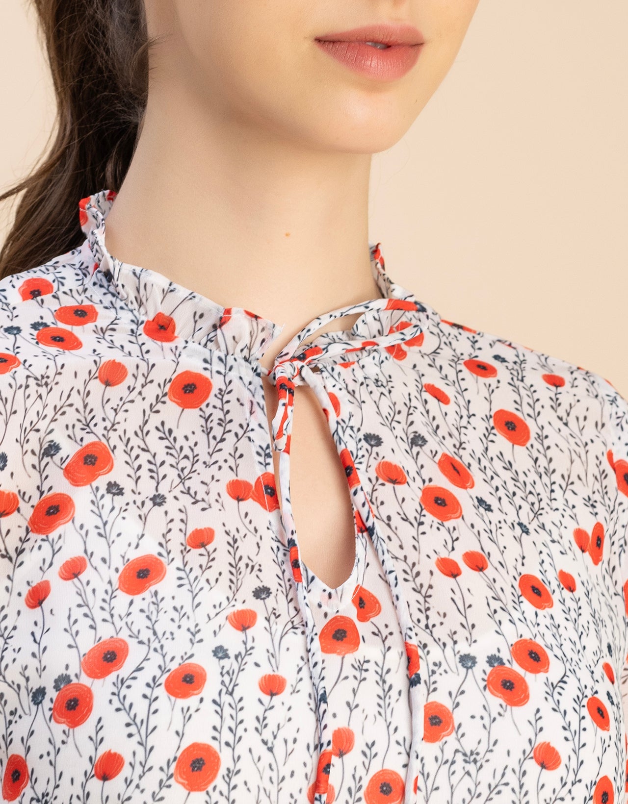 Fashionable V Neck/Tie Up Neck Top