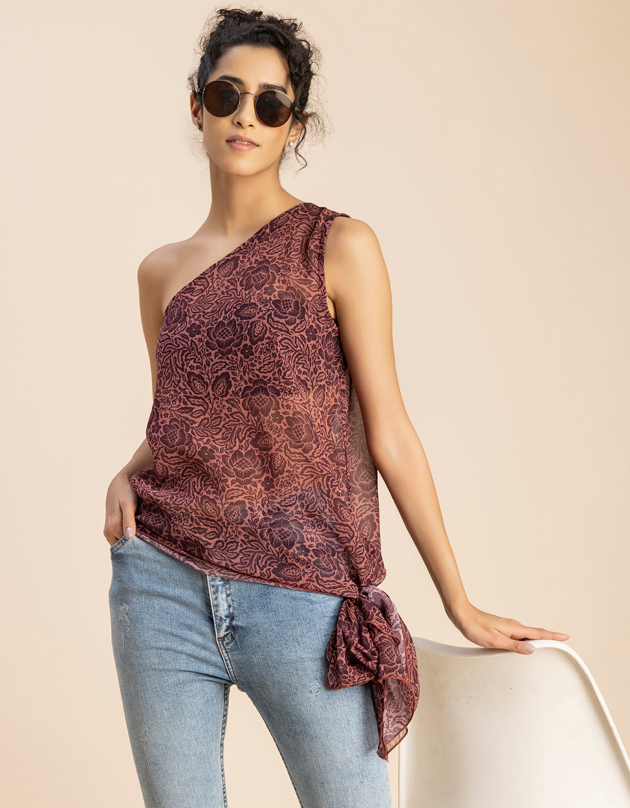 Sleeveless Single Shoulder Asymmetric Printed Top