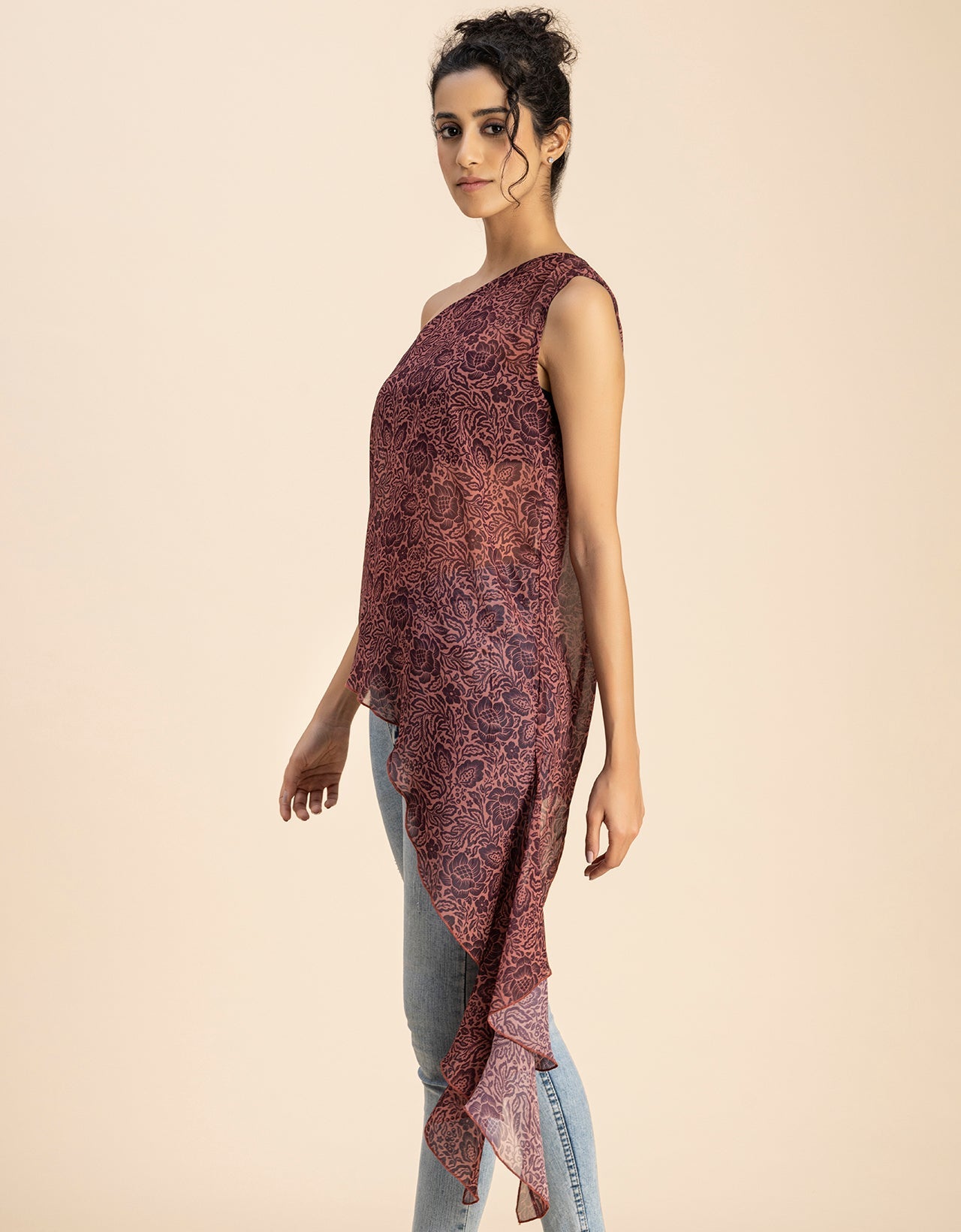 Sleeveless Single Shoulder Asymmetric Printed Top