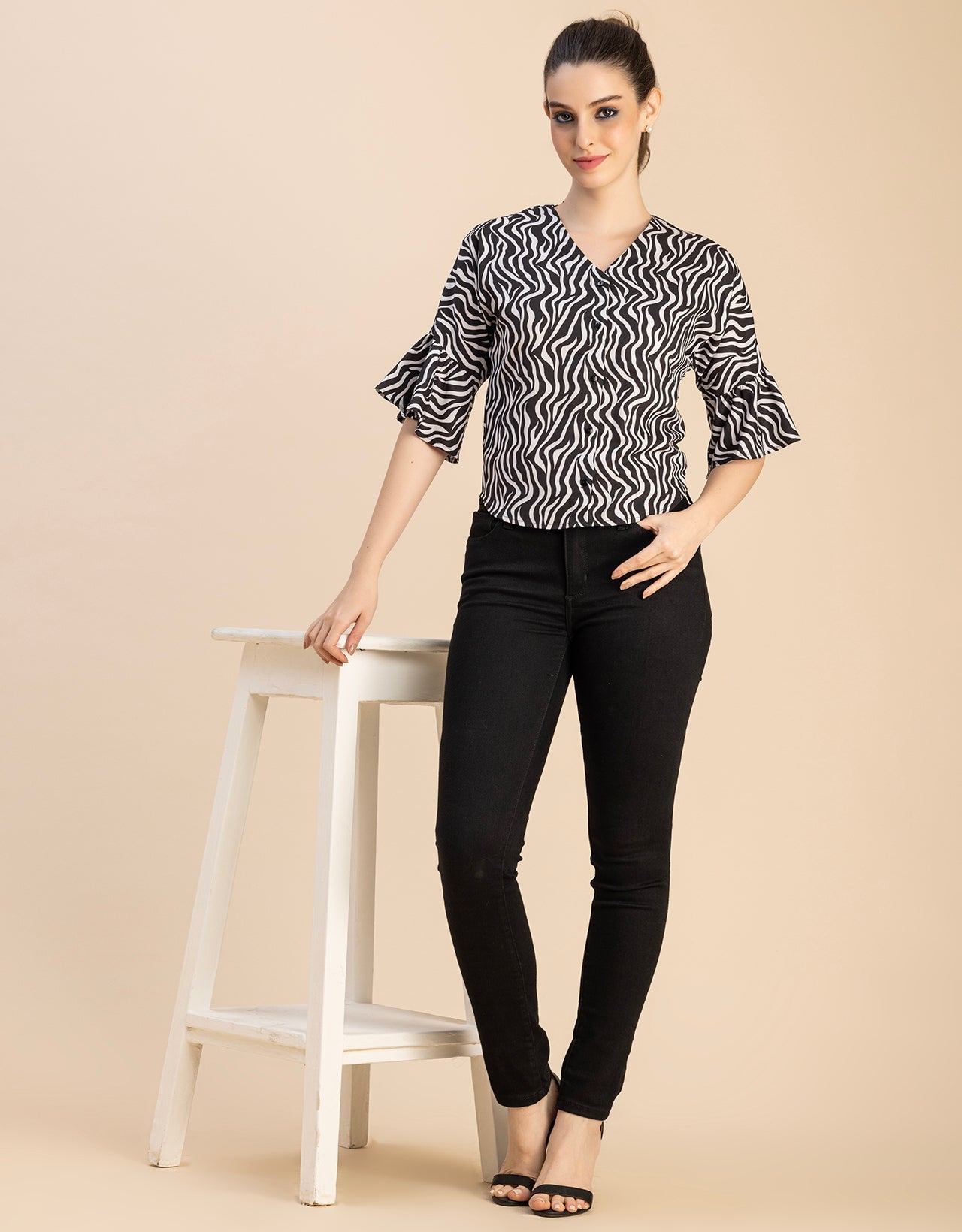 Short Sleeve V Neck Printed Cotton Top