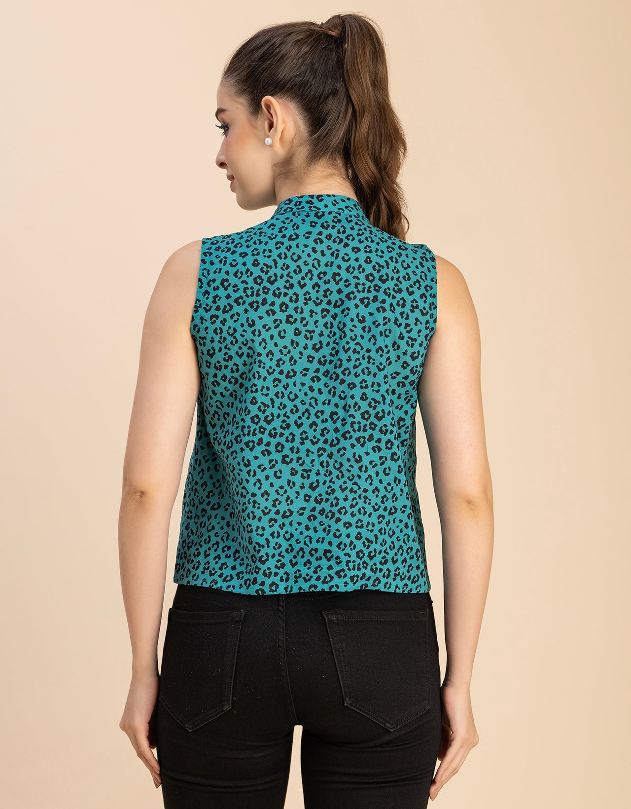Sleeveless Tie Up Neck Cotton Top
