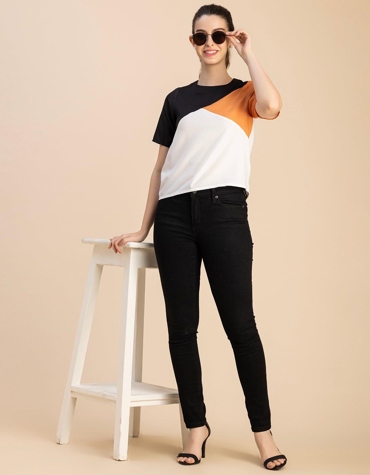 Short Sleeve Round Neck Regular Fit Solid Top