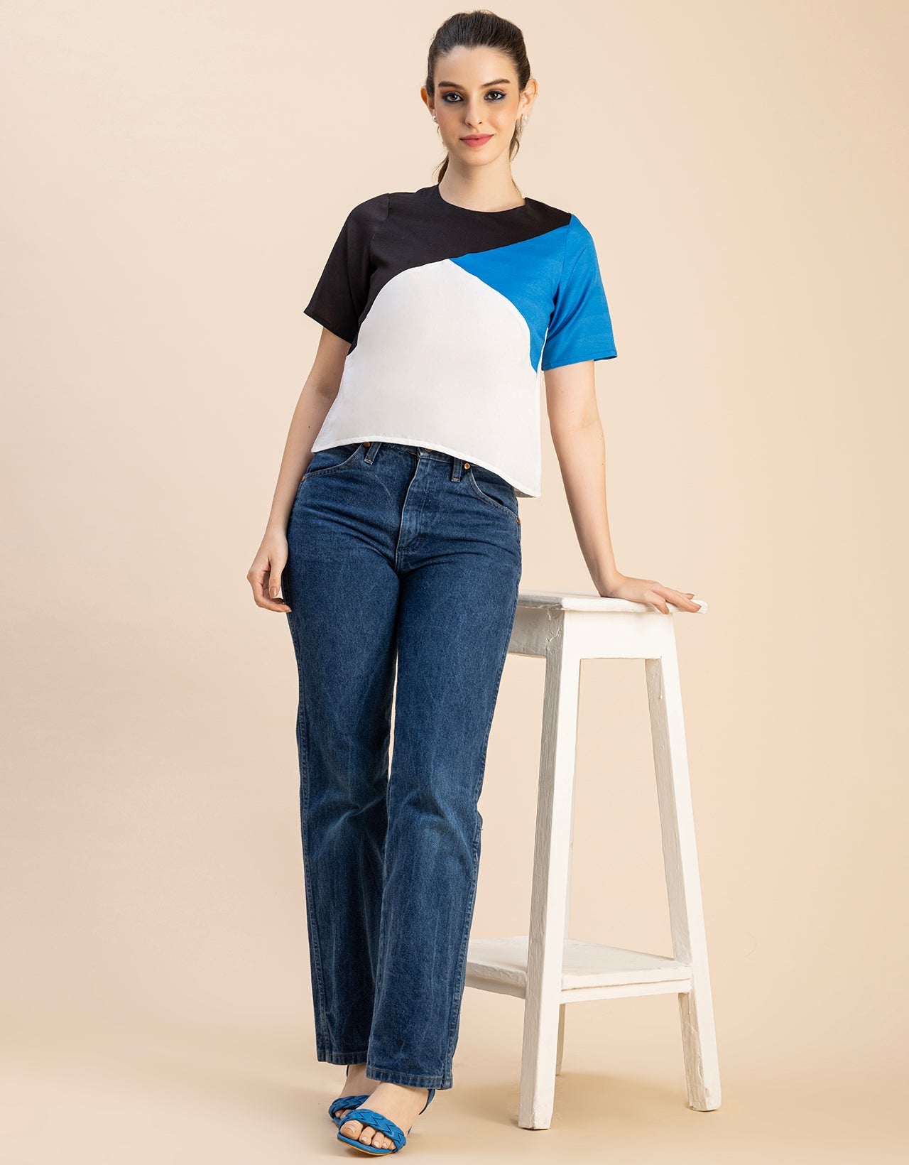 Short Sleeve Round Neck Regular Fit Solid Top