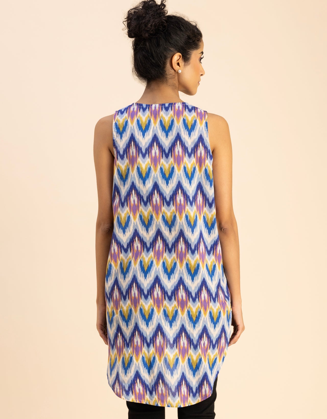 Printed Cotton Sleeveless High-Low V Neck Top
