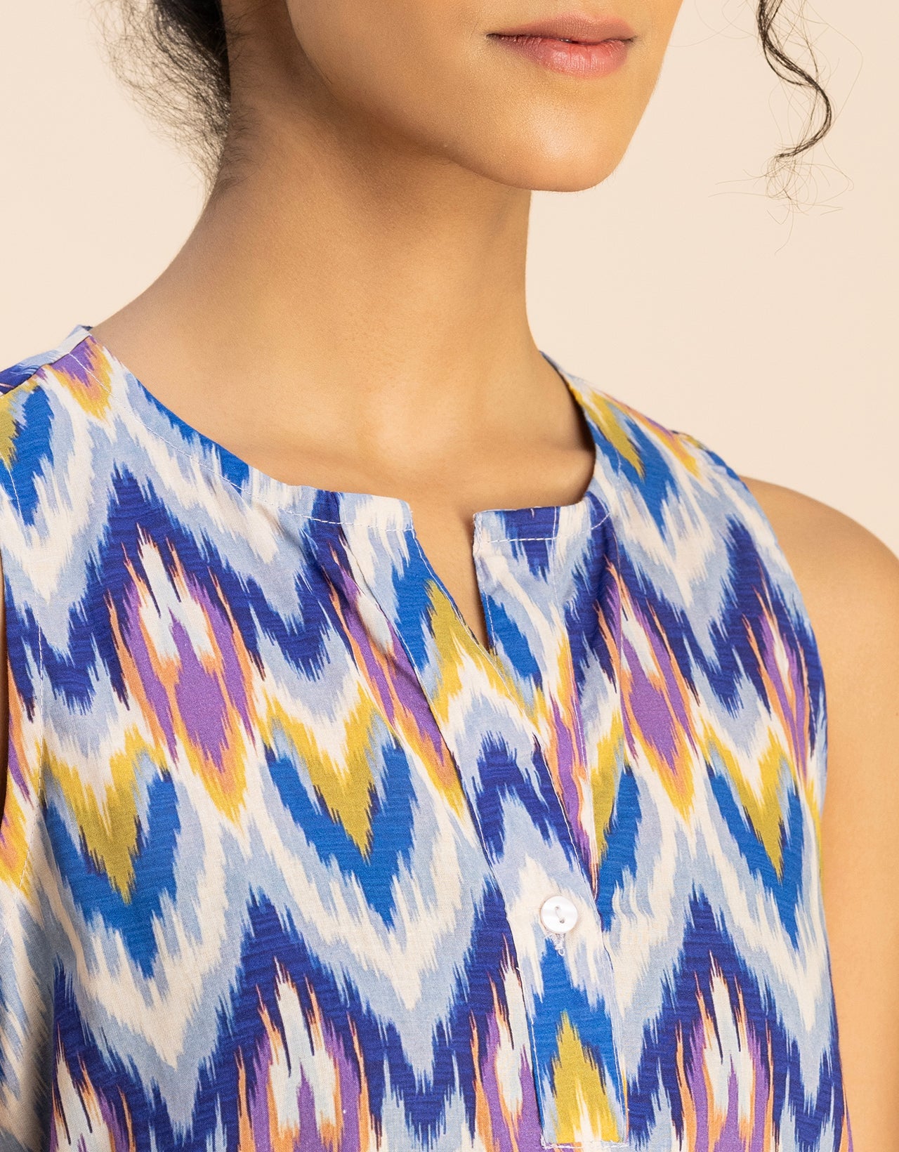 Printed Cotton Sleeveless High-Low V Neck Top