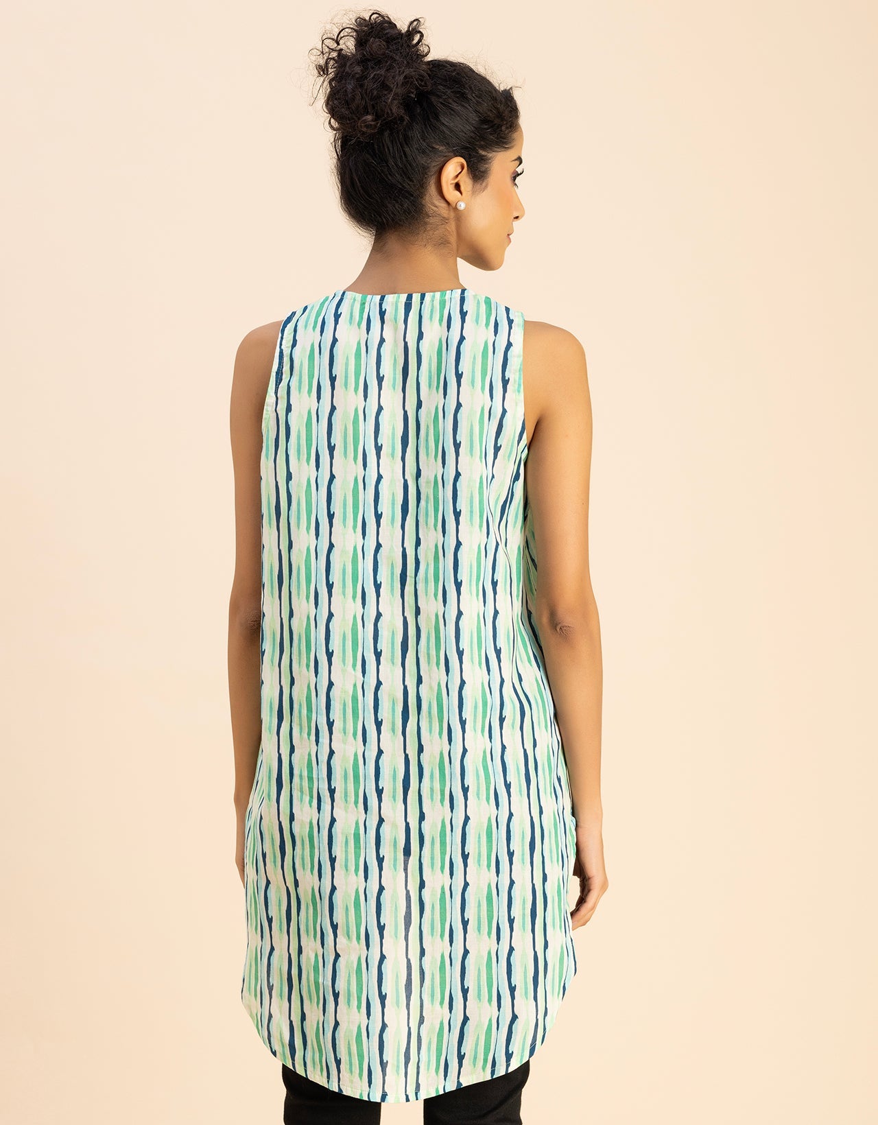 Printed Cotton Sleeveless High-Low V Neck Top