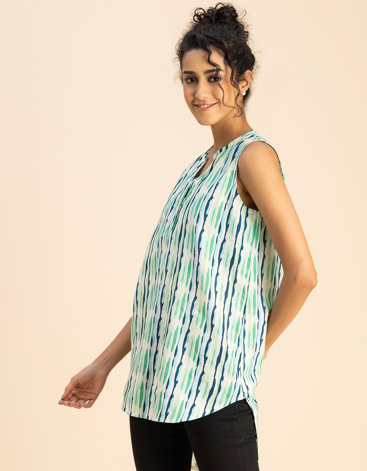 Printed Cotton Sleeveless High-Low V Neck Top