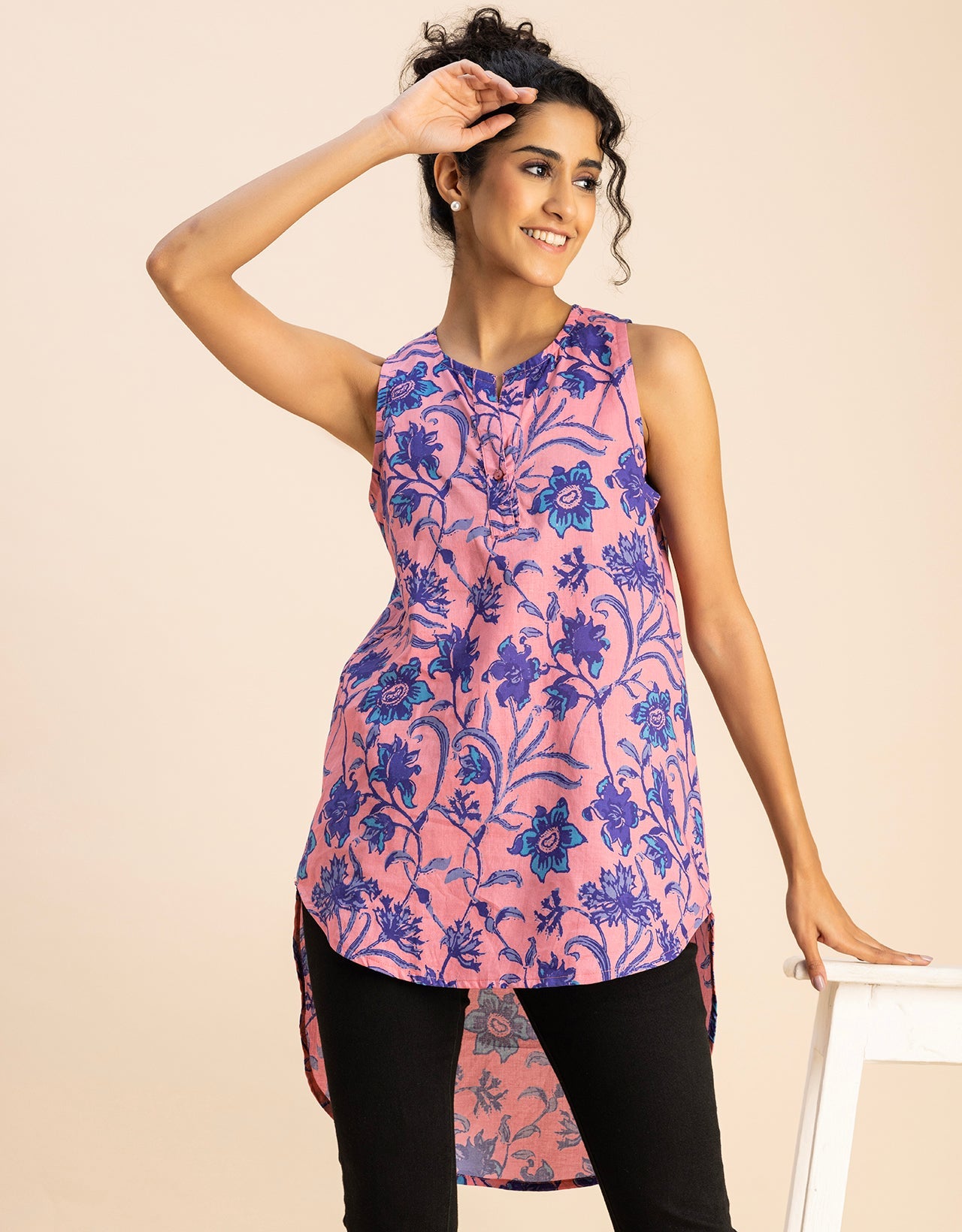 Printed Cotton Sleeveless High-Low V Neck Top