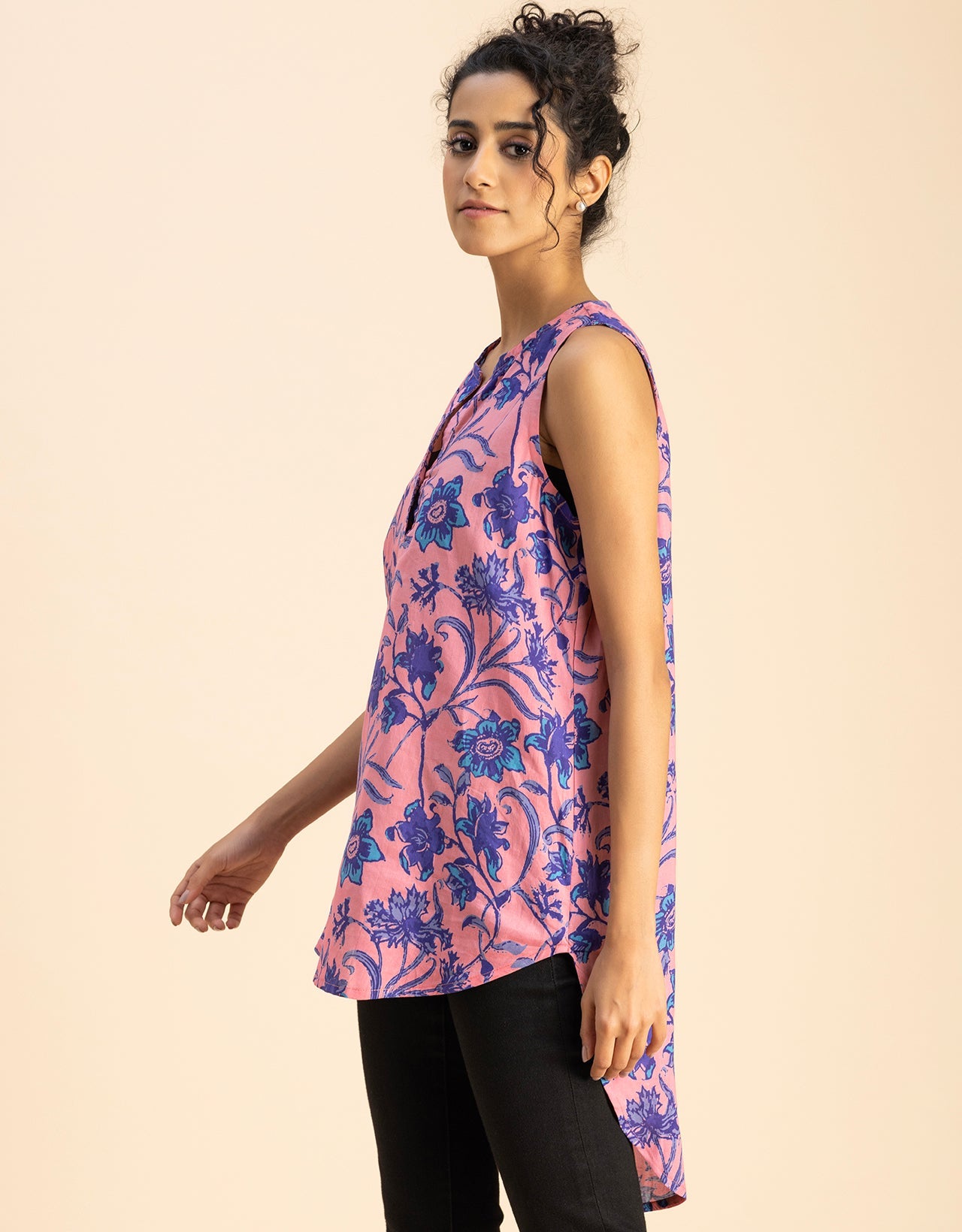 Printed Cotton Sleeveless High-Low V Neck Top