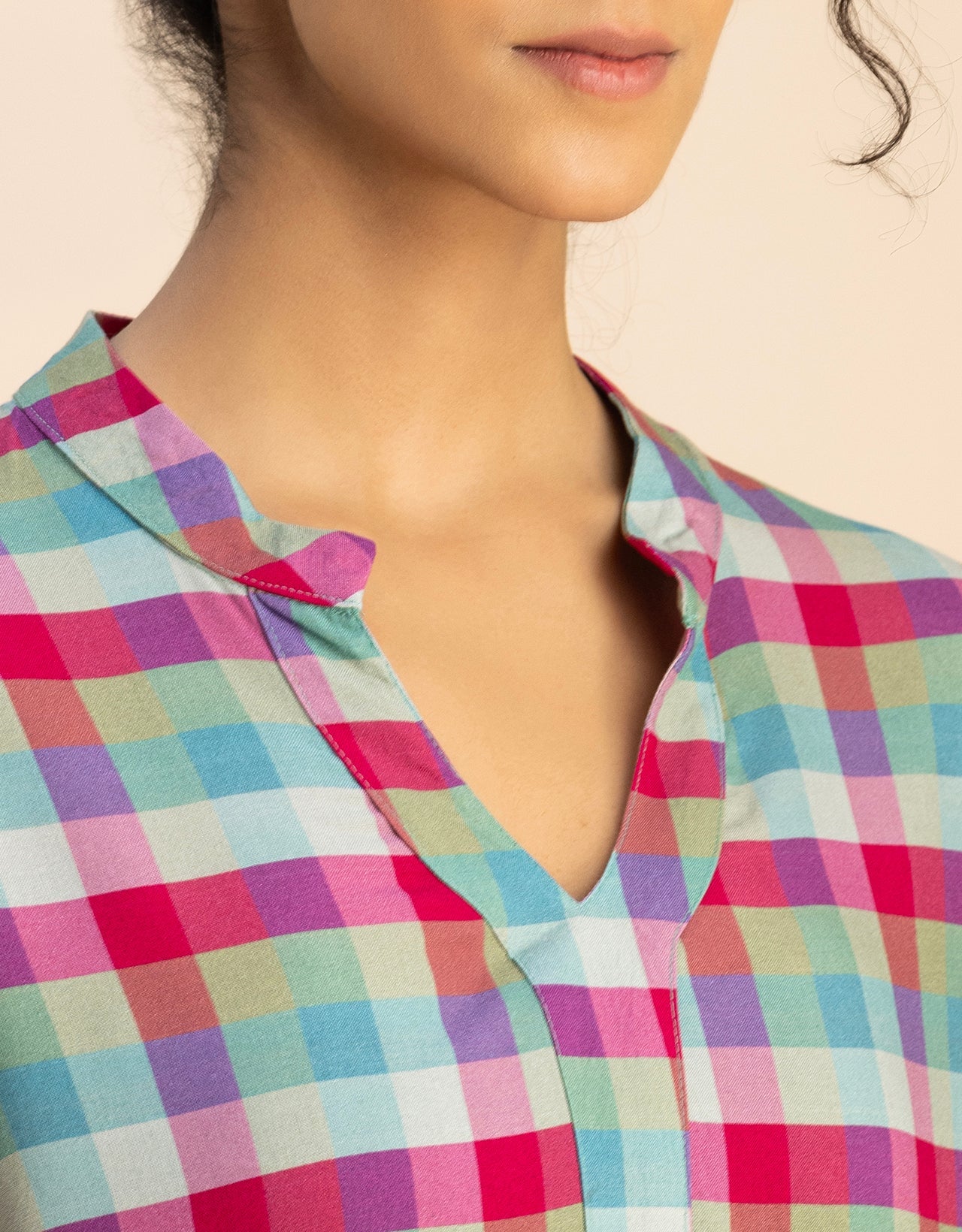 Printed Rayon quarter sleeve Mandarin Collar Top