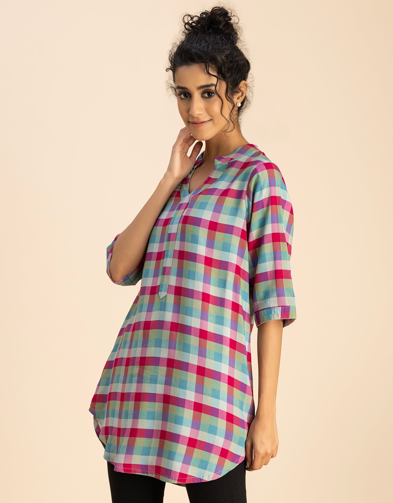 Printed Rayon quarter sleeve Mandarin Collar Top