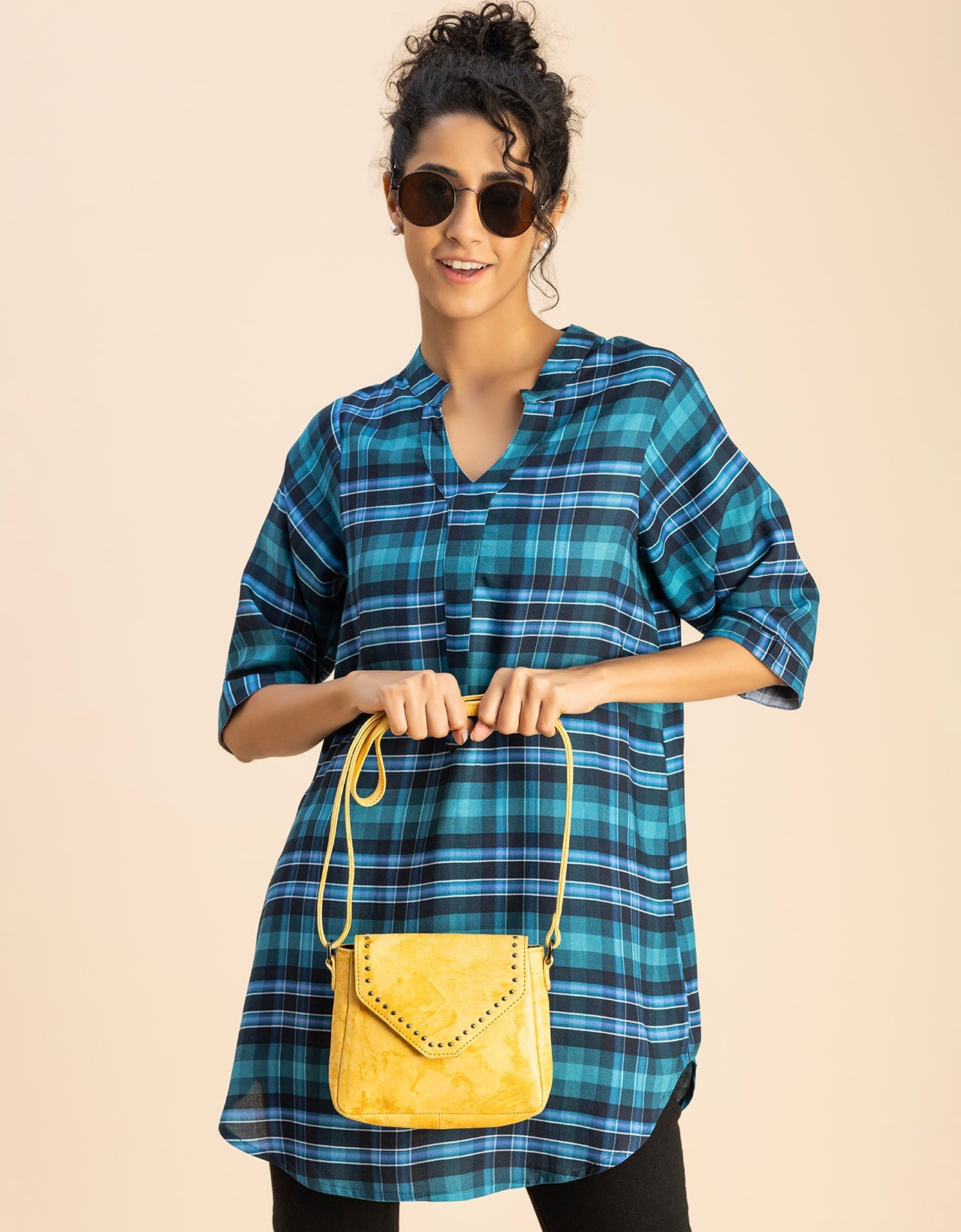 Printed Rayon quarter sleeve Mandarin Collar Top