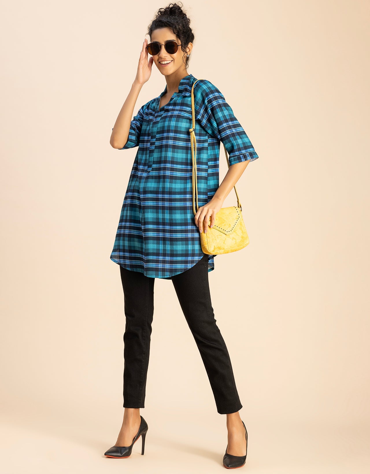 Printed Rayon quarter sleeve Mandarin Collar Top