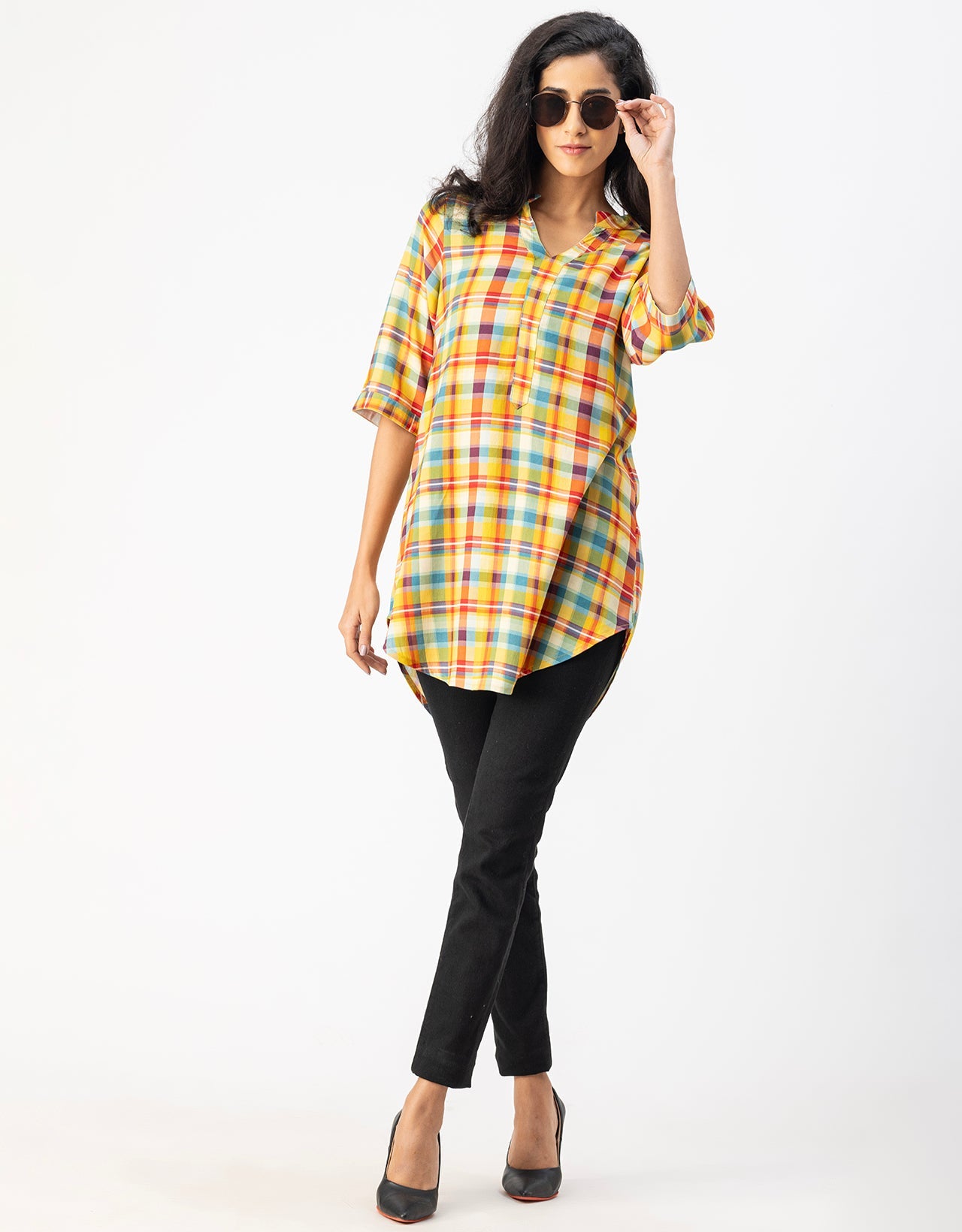 Printed Rayon quarter sleeve Mandarin Collar Top
