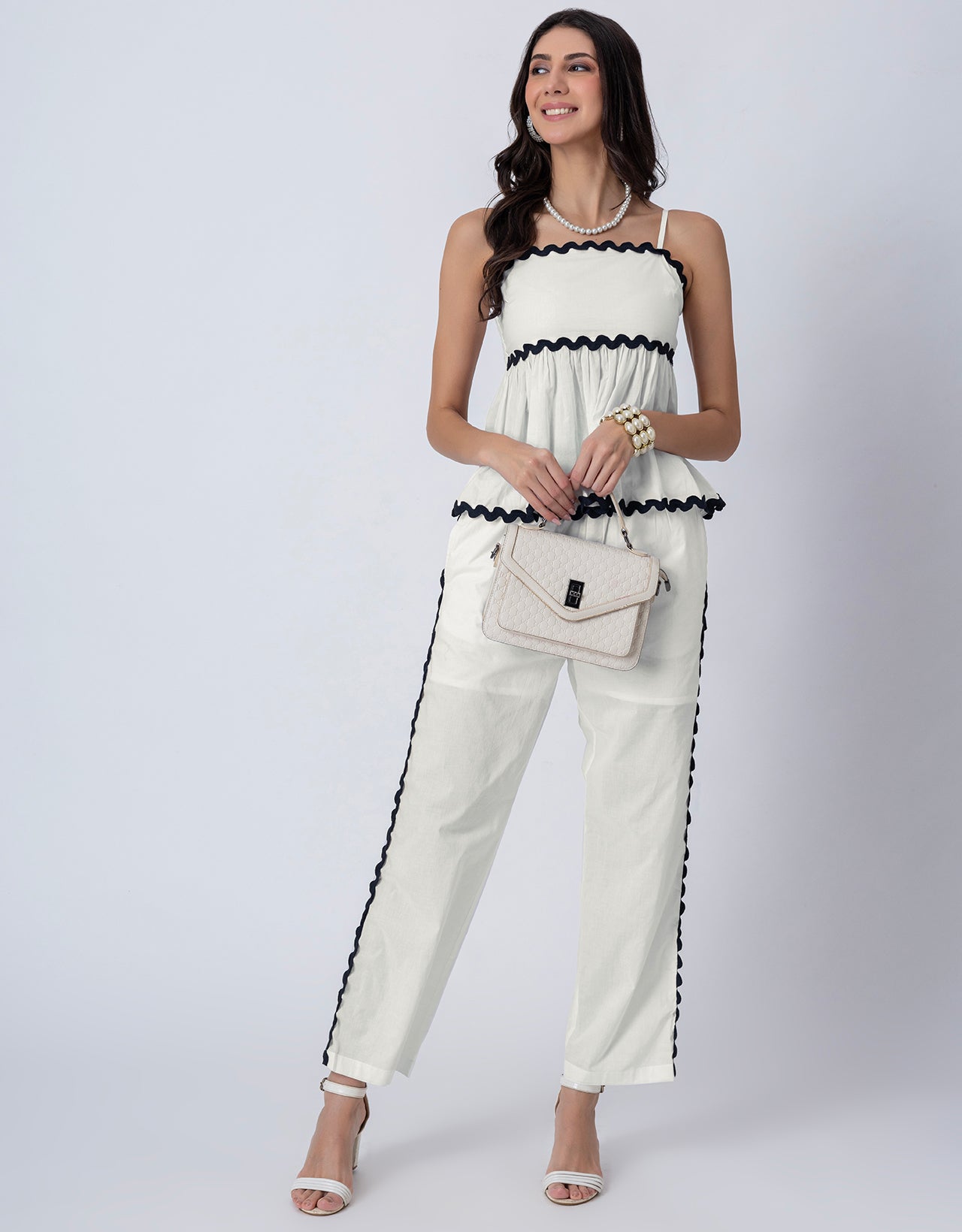 Sleeveless Elegance with Zigzag Lace & Pocketed Co-ord Set