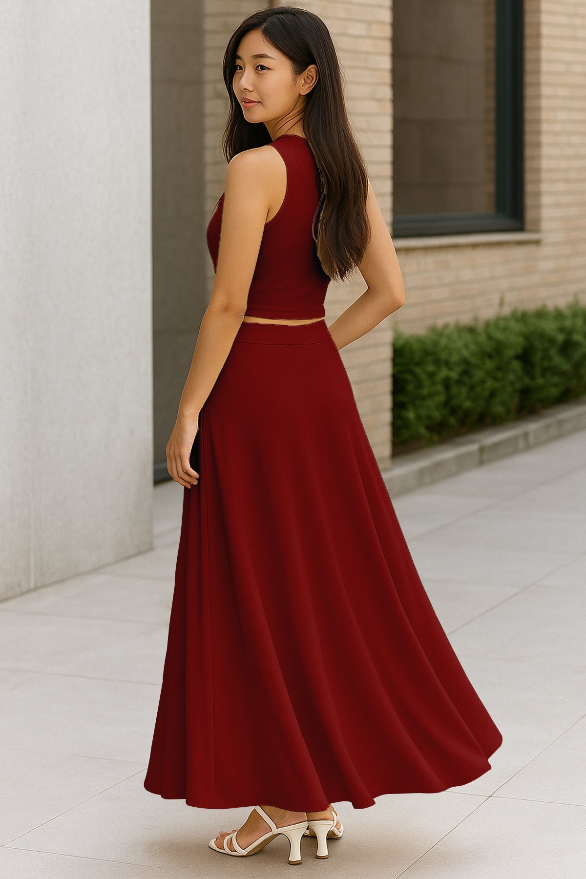 Women's 2 Pcs Sleeveless Crop Top and High Waisted Flared Maxi Skirt