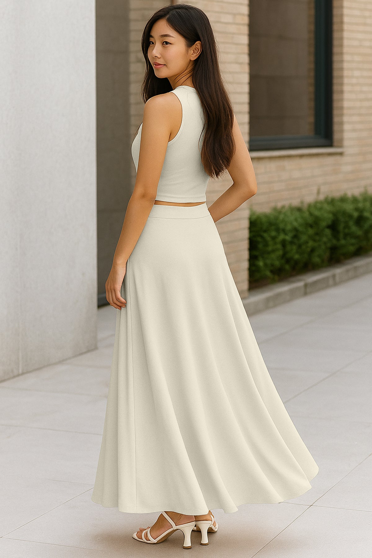 Women's 2 Pcs Sleeveless Crop Top and High Waisted Flared Maxi Skirt