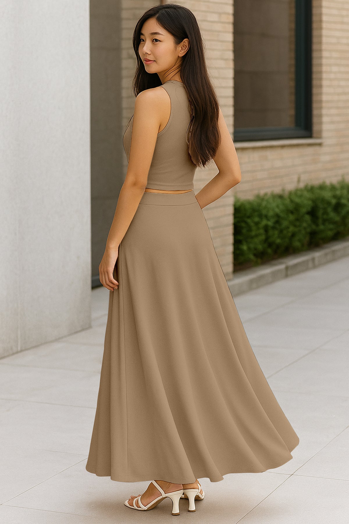 Women's 2 Pcs Sleeveless Crop Top and High Waisted Flared Maxi Skirt