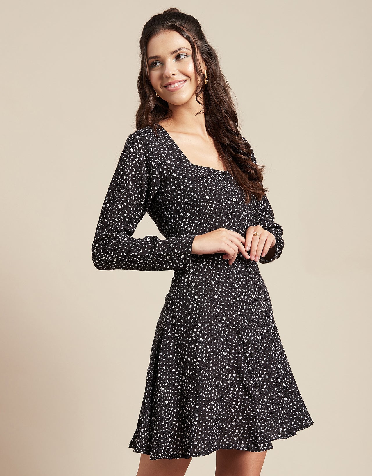 Long Sleeves Dress, Square Neck