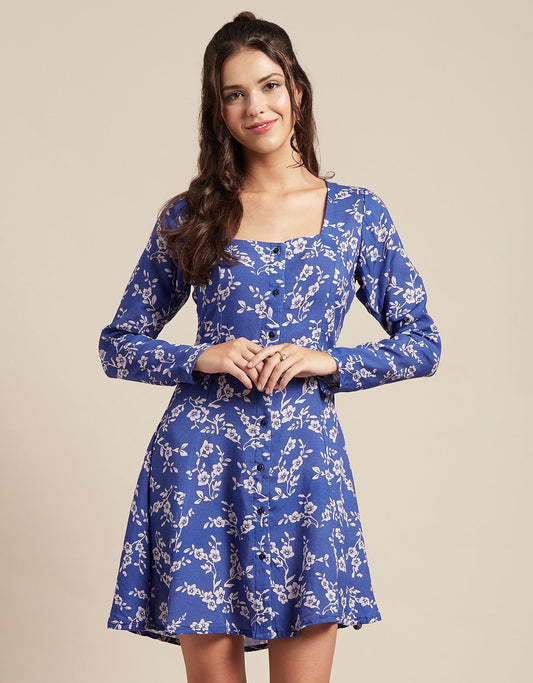 Long Sleeves Dress, Square Neck