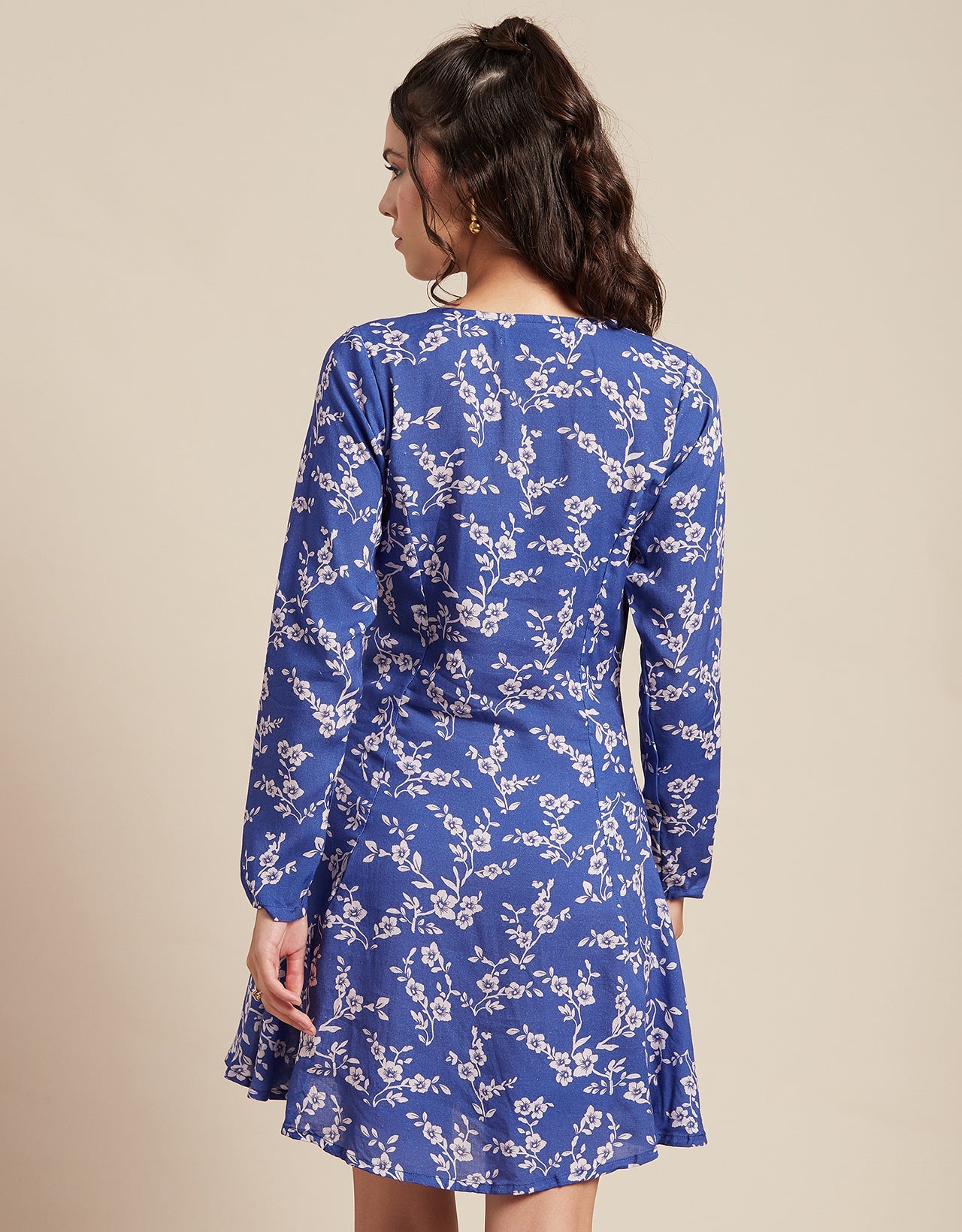 Long Sleeves Dress, Square Neck
