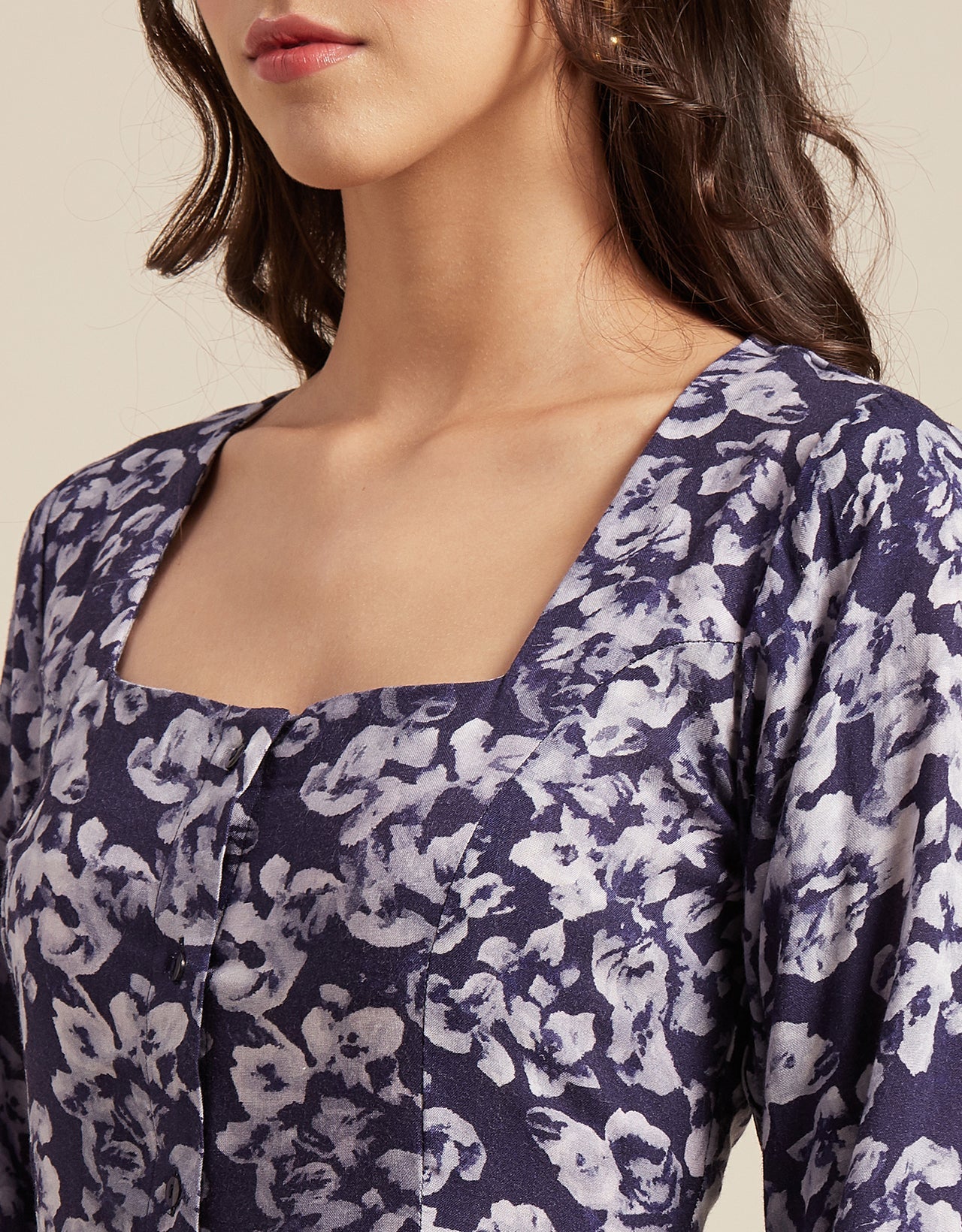 Long Sleeves Dress, Square Neck