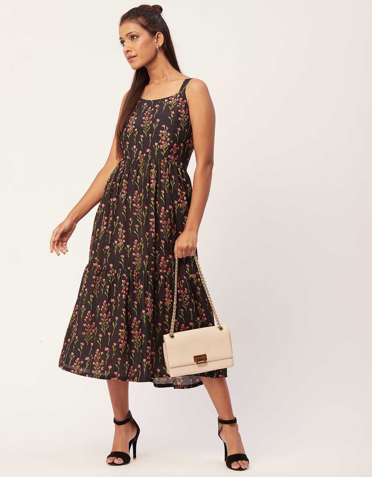 Sleeveless Chic Dress, Square Midi