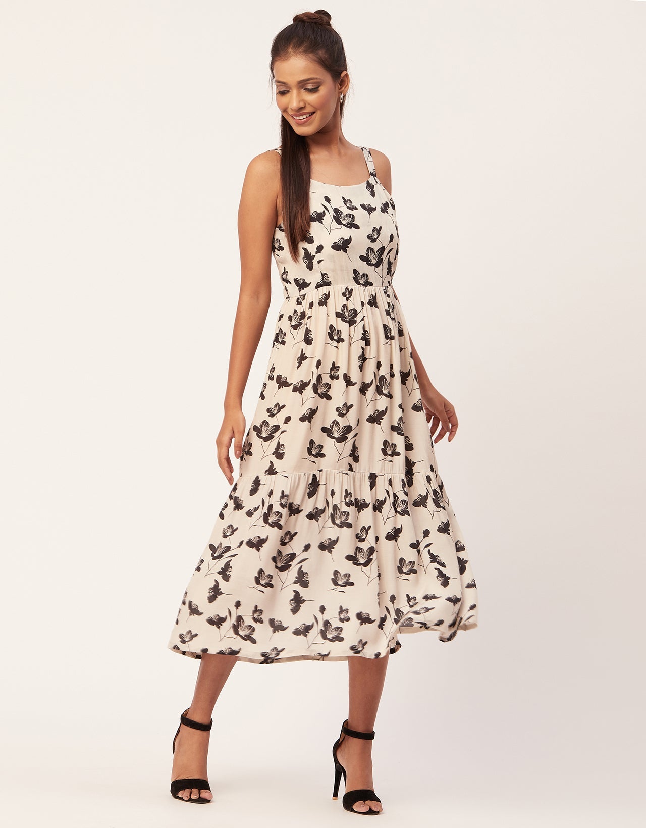 Sleeveless Chic Dress, Square Midi