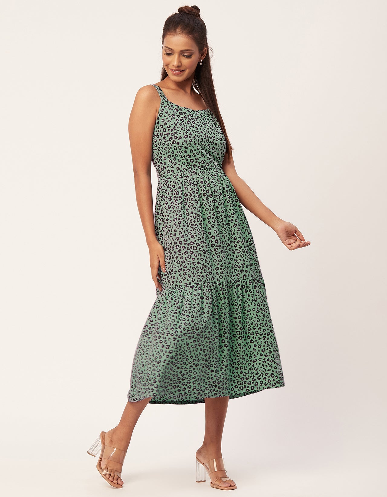 Sleeveless Chic Dress, Square Midi