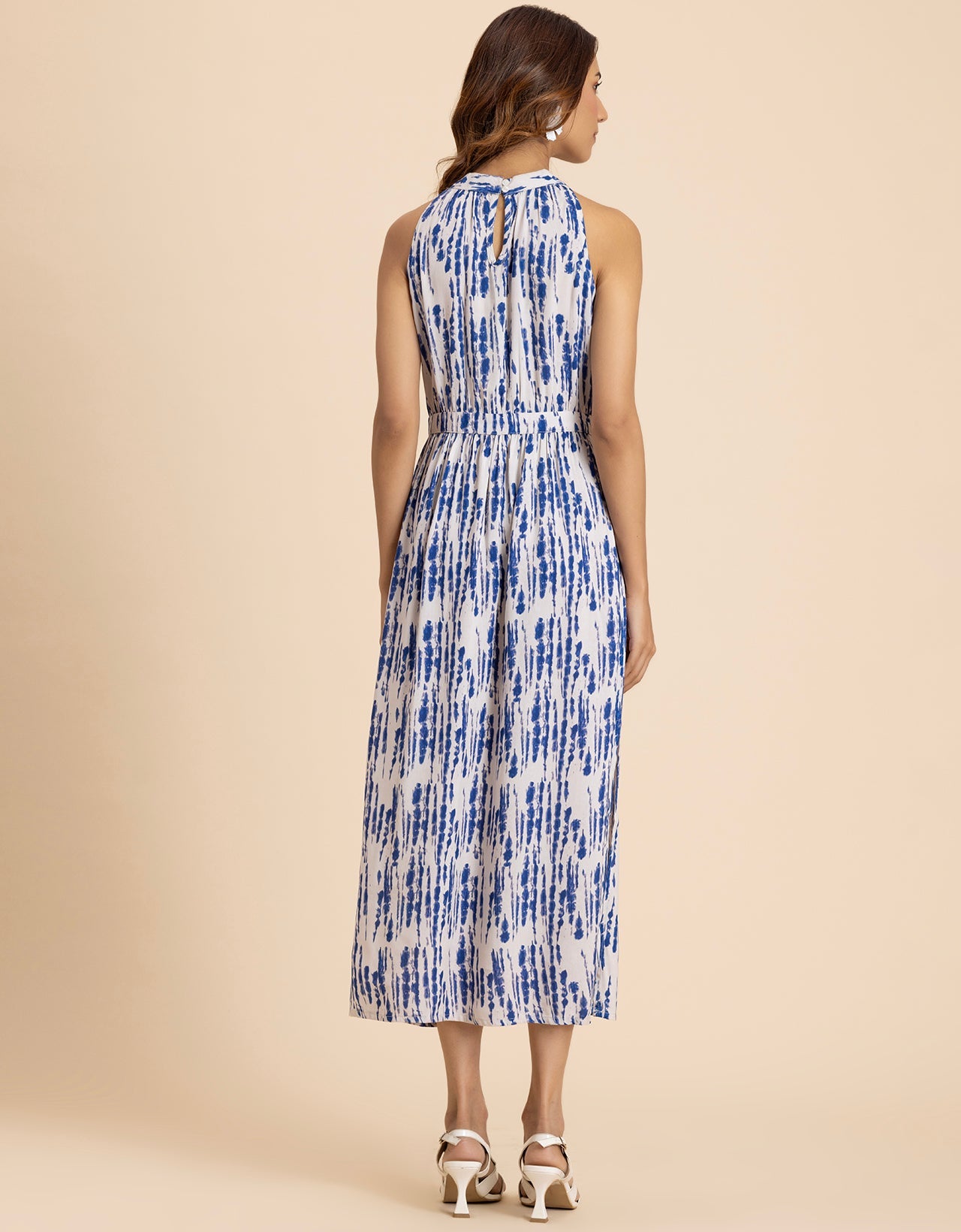 Sleeveless Cutout Style Maxi Dress With Side Slit