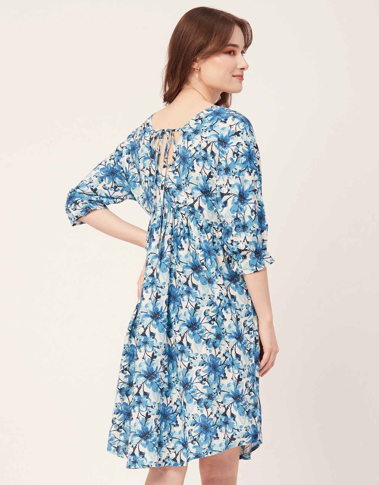 Quarter Sleeves Short Dress