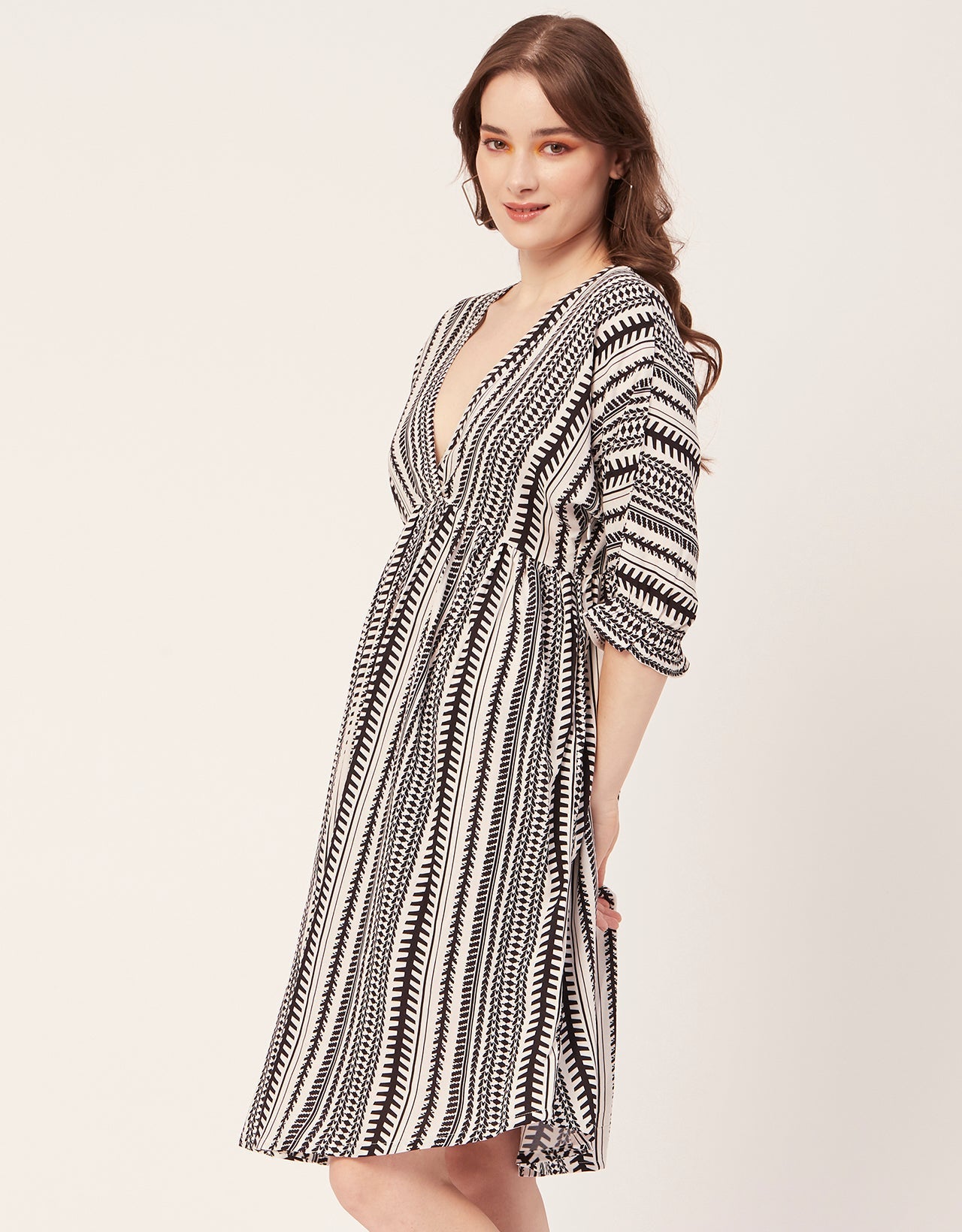 Quarter Sleeves Short Dress
