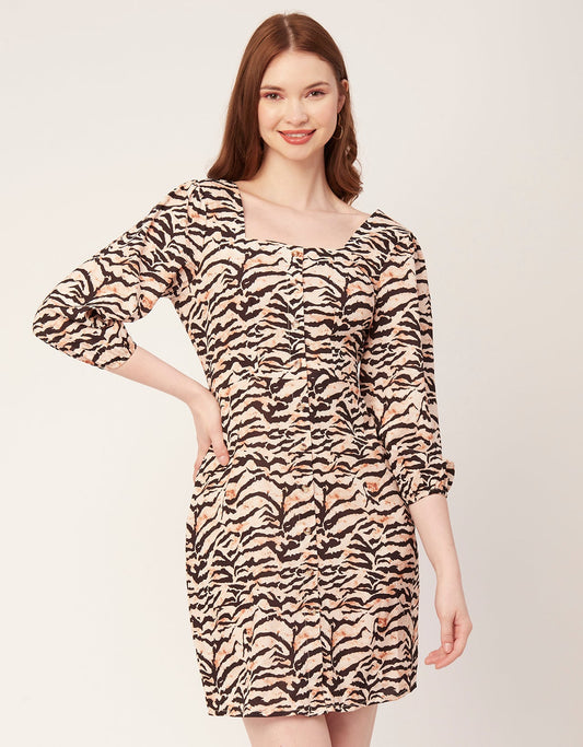 Short Button-Up Square Neck