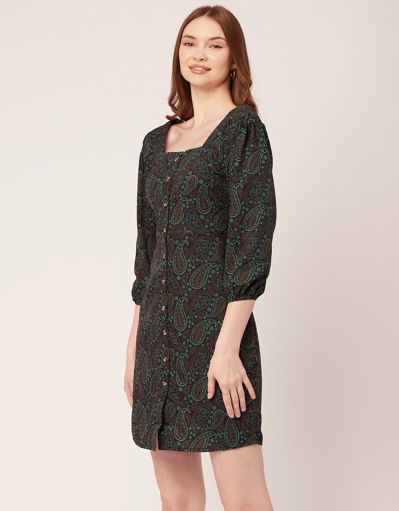 Short Button-Up Square Neck