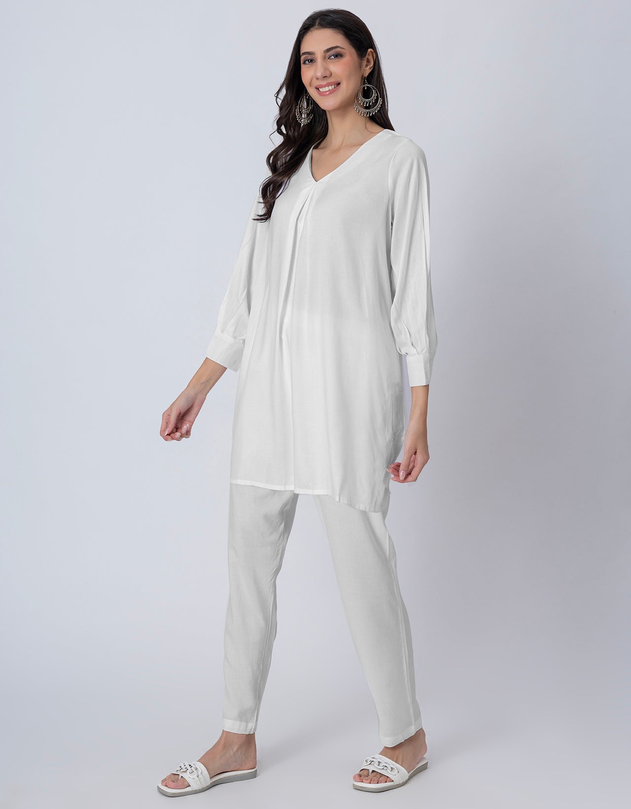 Elegant 2-Pc V-Neck Coord Set, Inverted Pleat Kurta