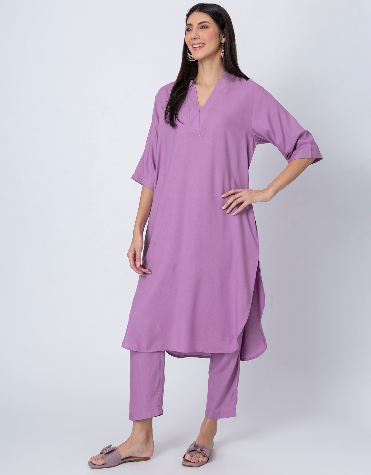 Soft and Comfy Loosefit Kurta and Pants Set For Women's