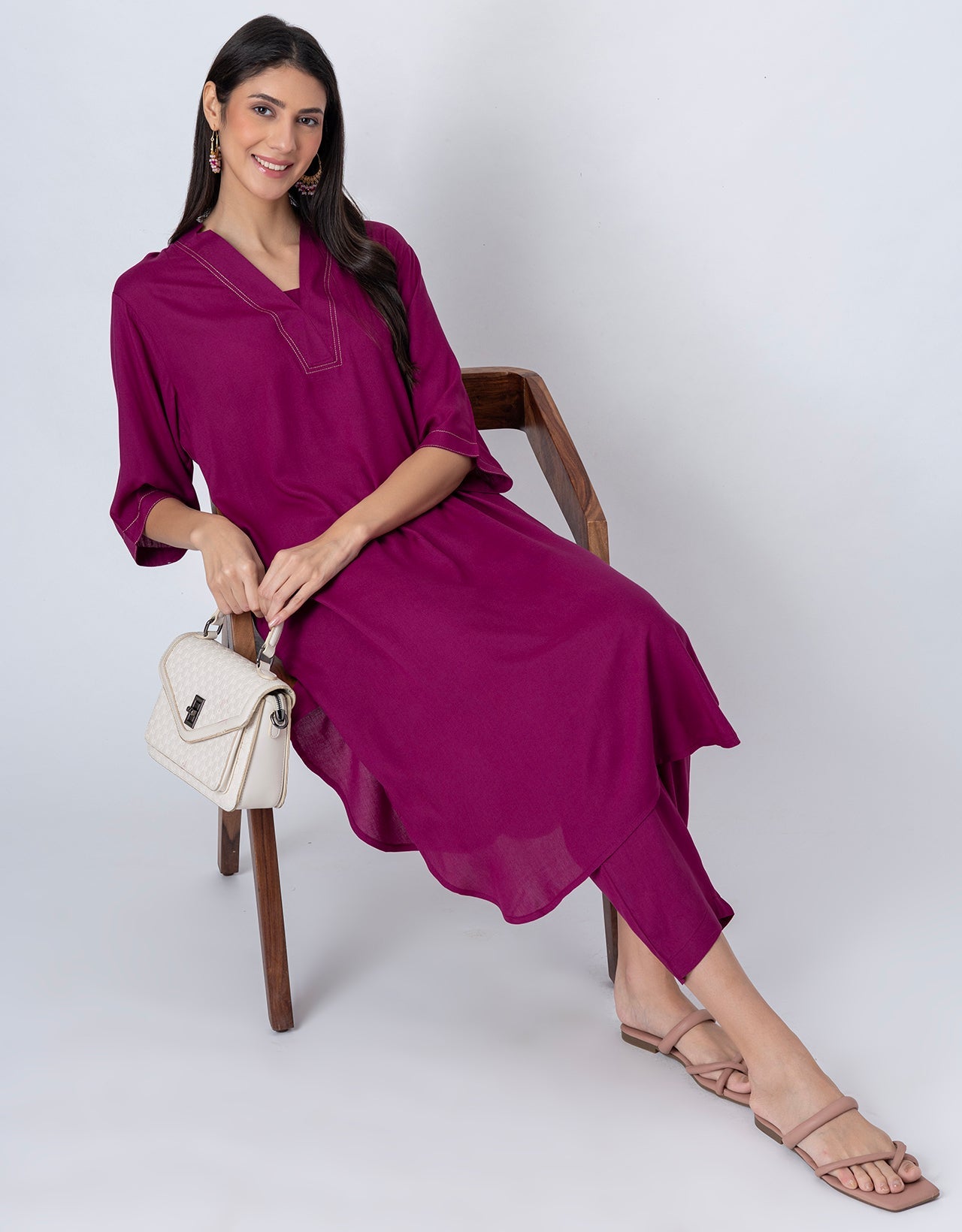 Soft and Comfy Loosefit Kurta and Pants Set For Women's