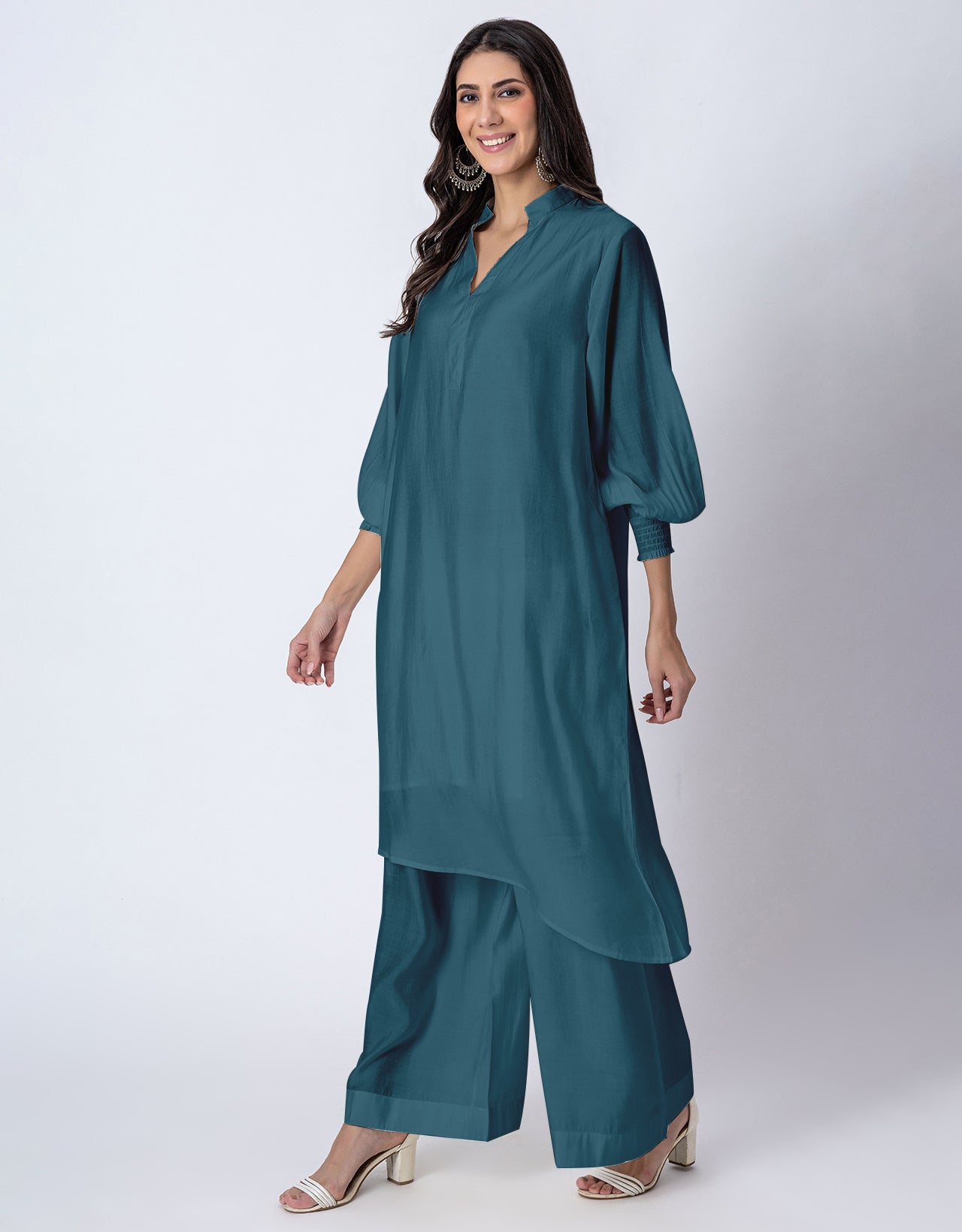 Solid Puffed Sleeve Women Kurta with Flared Palazzo Pants