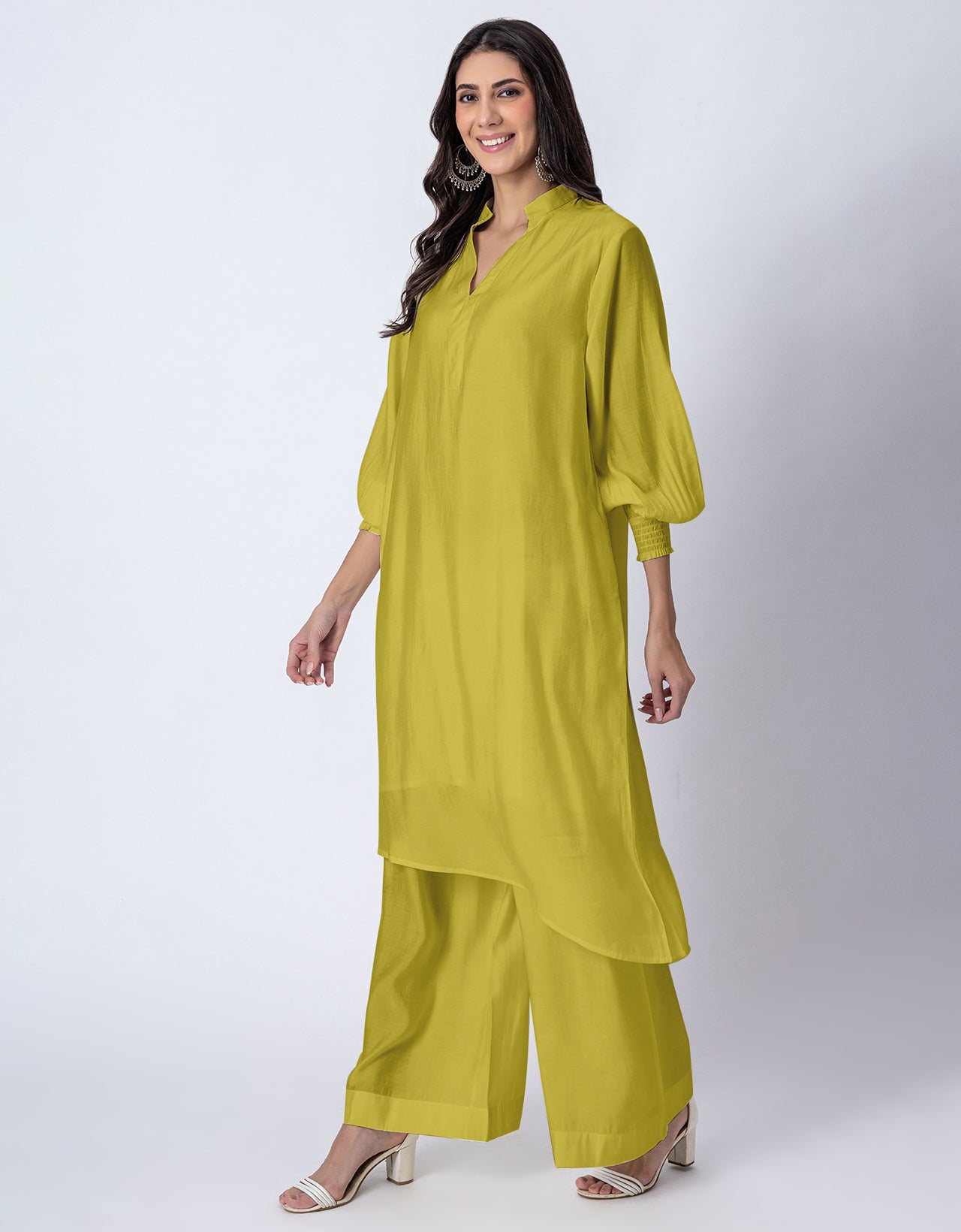 Solid Puffed Sleeve Women Kurta with Flared Palazzo Pants