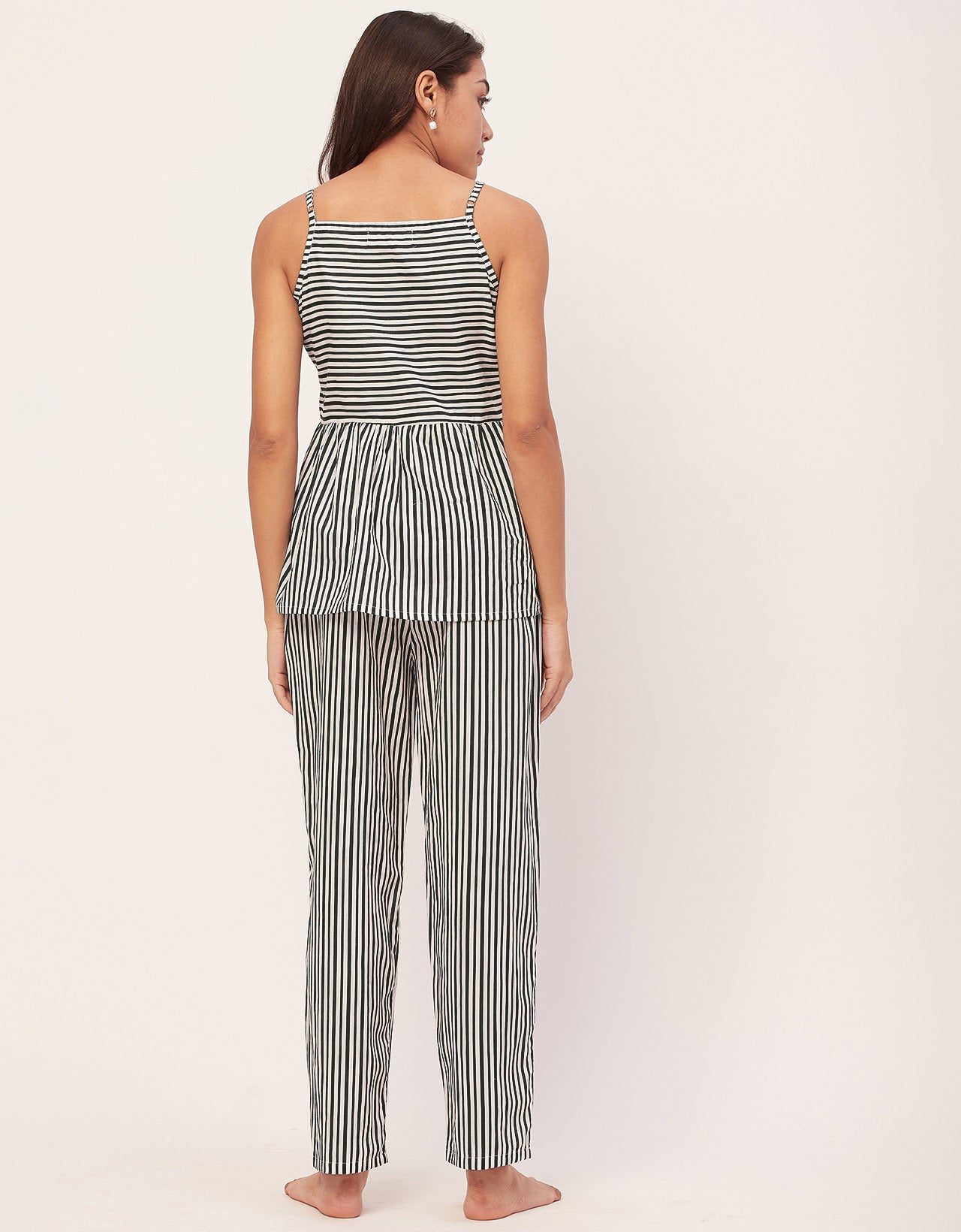 Sleeveless Nightsuit Set