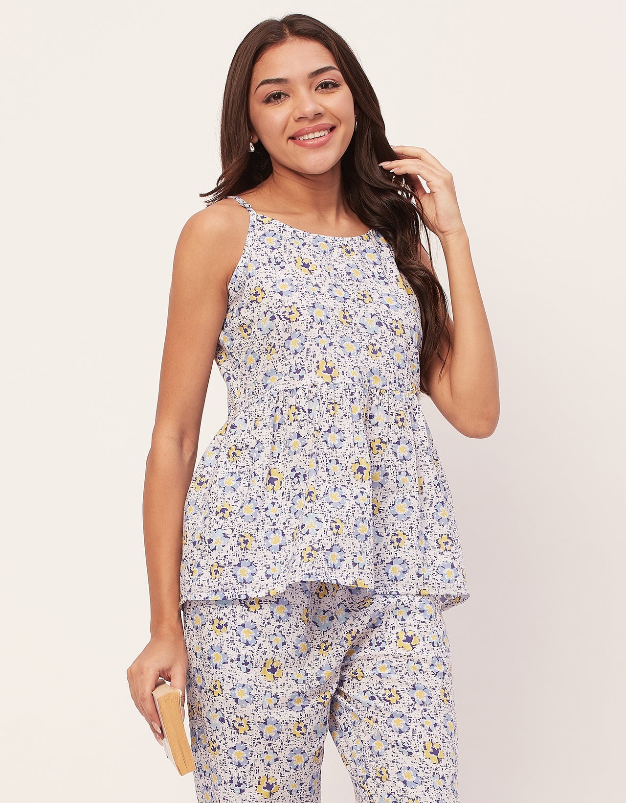 Sleeveless Nightsuit Set