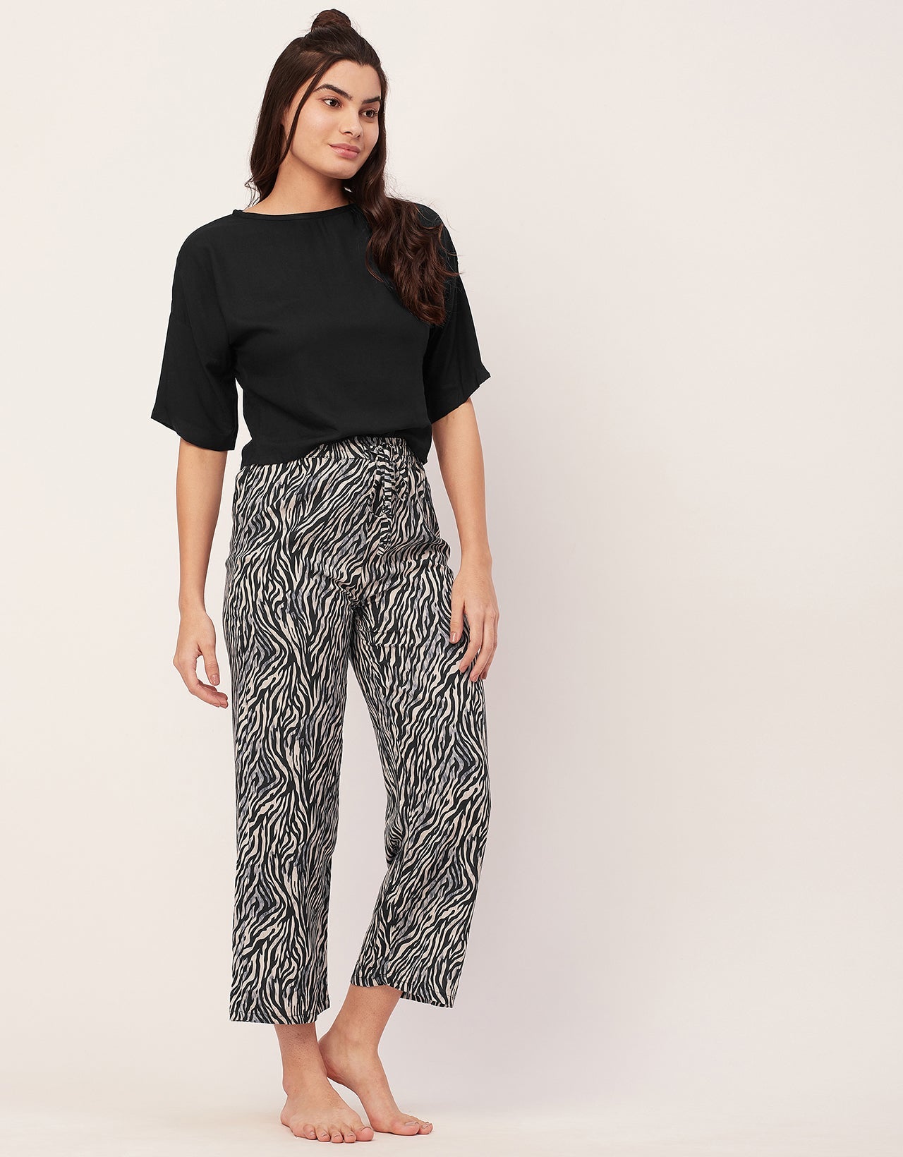 2 Pc Night Suit, Capri Pants