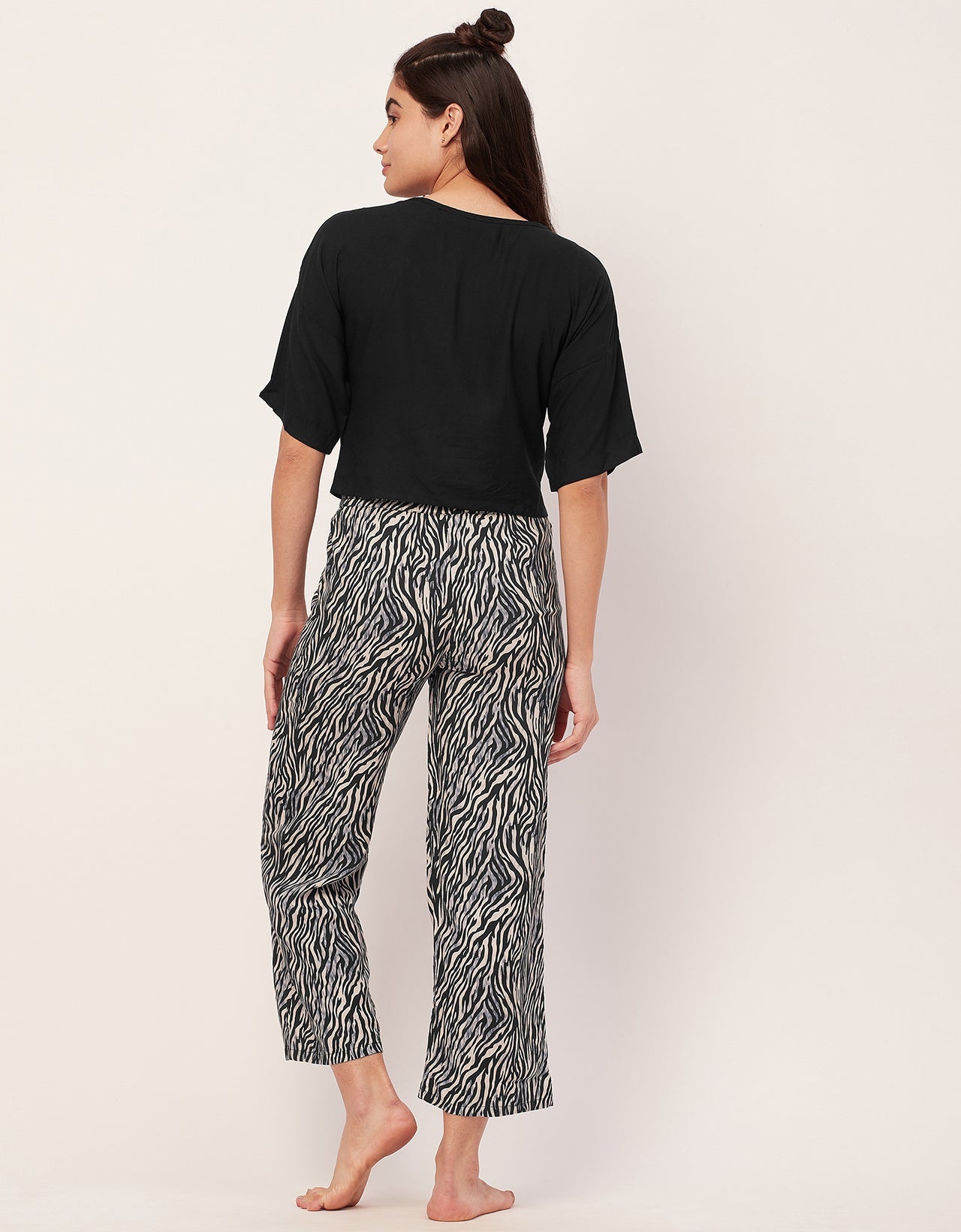 2 Pc Night Suit, Capri Pants