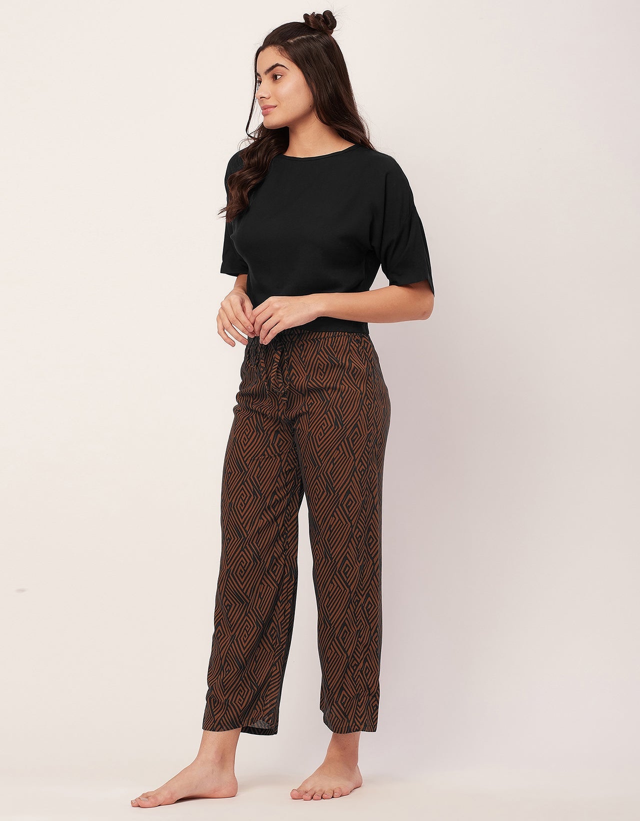 2 Pc Night Suit, Capri Pants