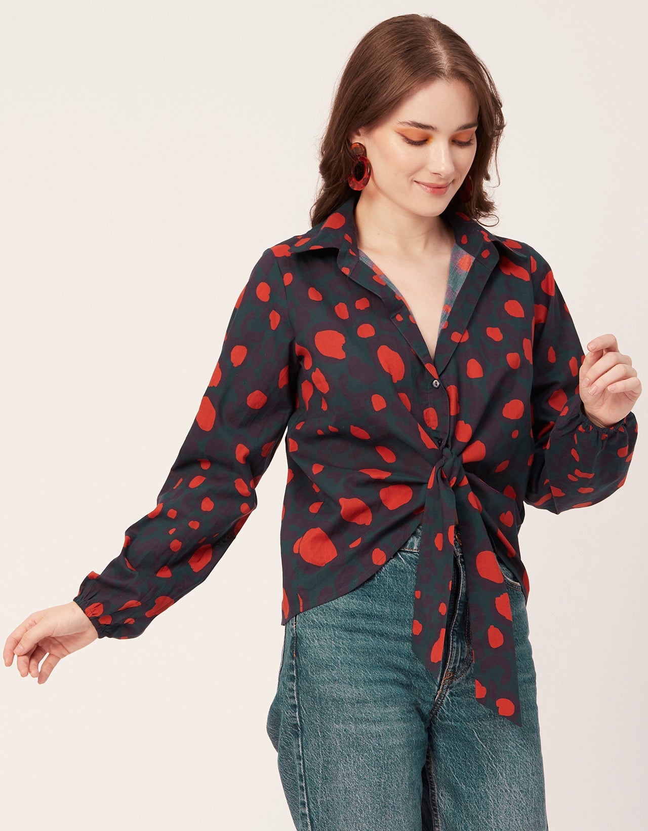 Full Sleeve Knot Crop Top