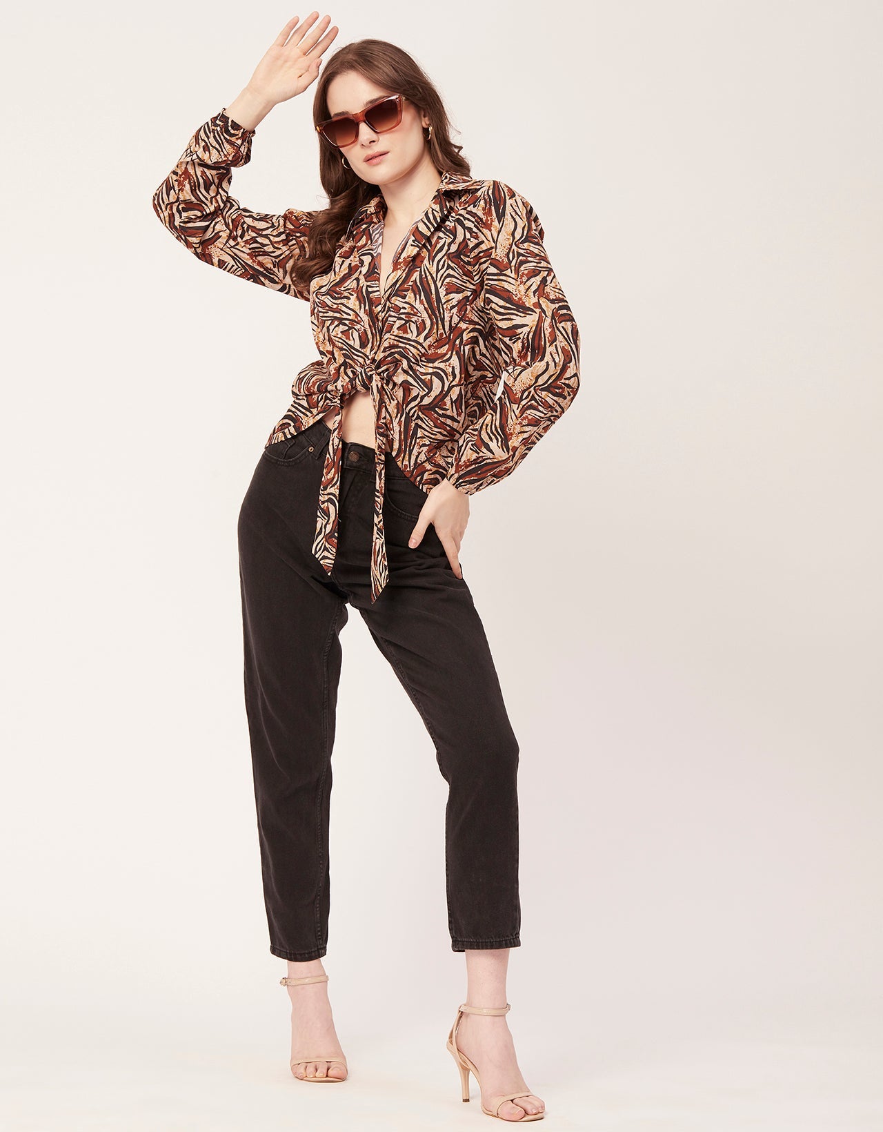 Full Sleeve Knot Crop Top