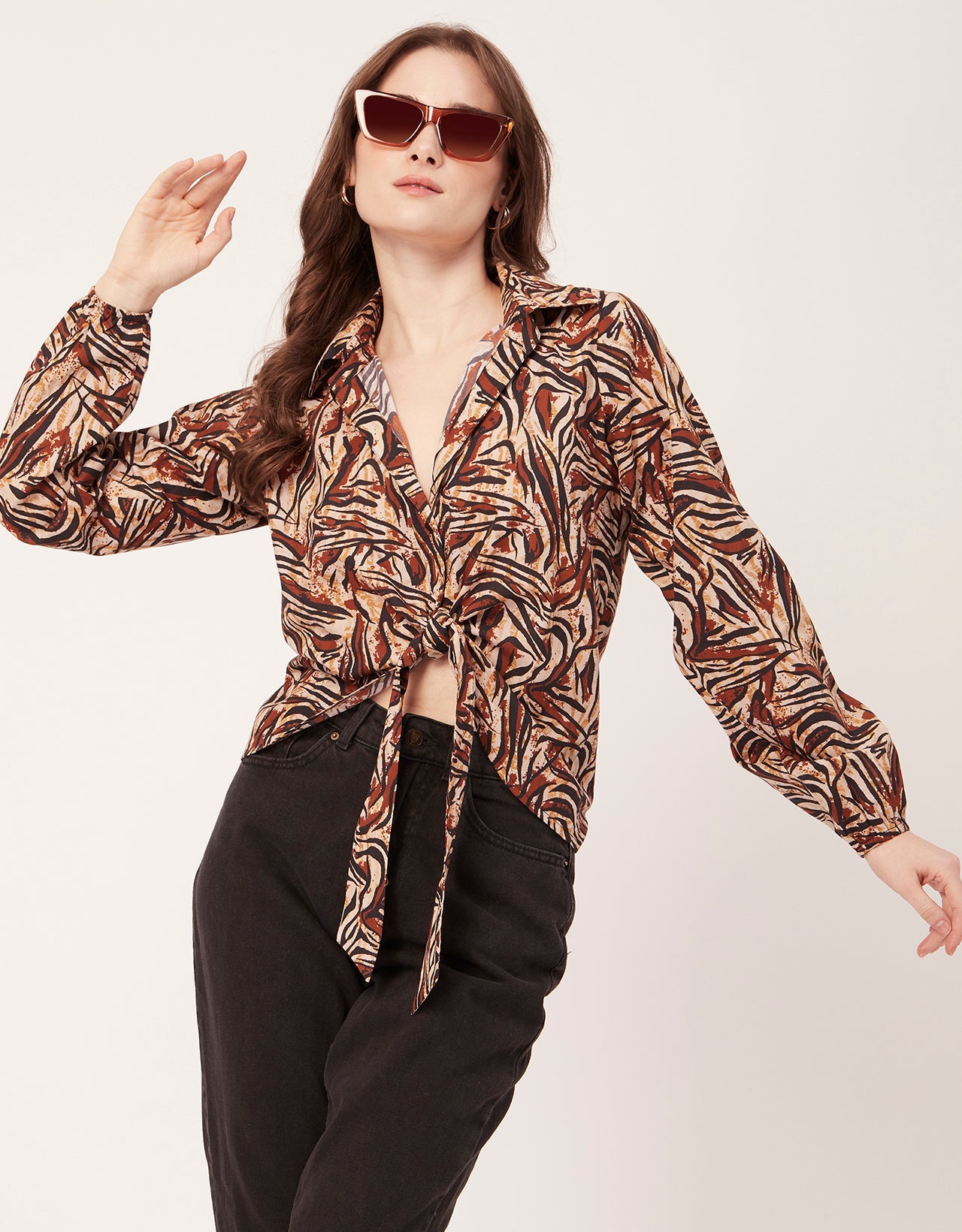 Full Sleeve Knot Crop Top