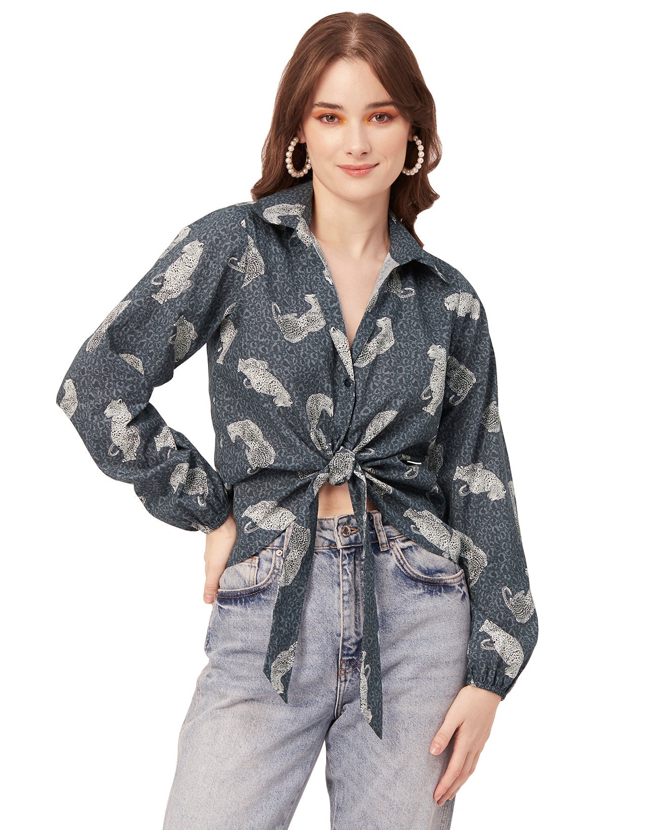 Full Sleeve Knot Crop Top