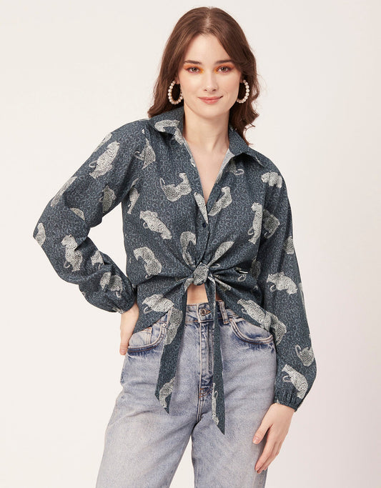 Full Sleeve Knot Crop Top