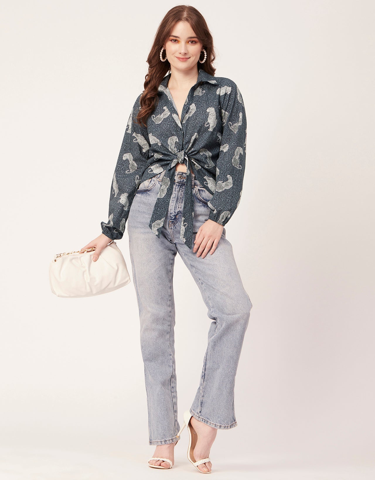 Full Sleeve Knot Crop Top